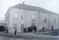 Zarasų Didžioji sinagoga (Beit Midrash) ir jos aplinka vokiečių paversta rusų belaisvių stovykla. 1915 m.