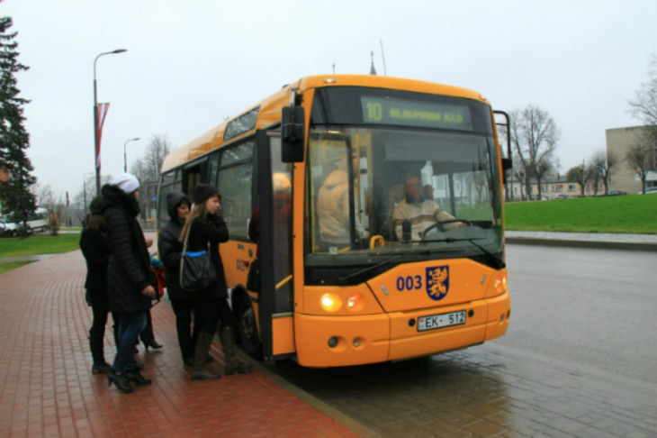 Click image for larger version  Name:	bus500.jpg Views:	1 Size:	90,8 kB ID:	1601141