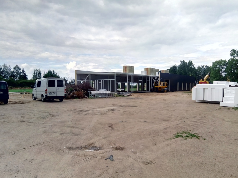 Click image for larger version

Name:	P90711-151709.jpg
Views:	256
Size:	231,0 kB
ID:	1734617