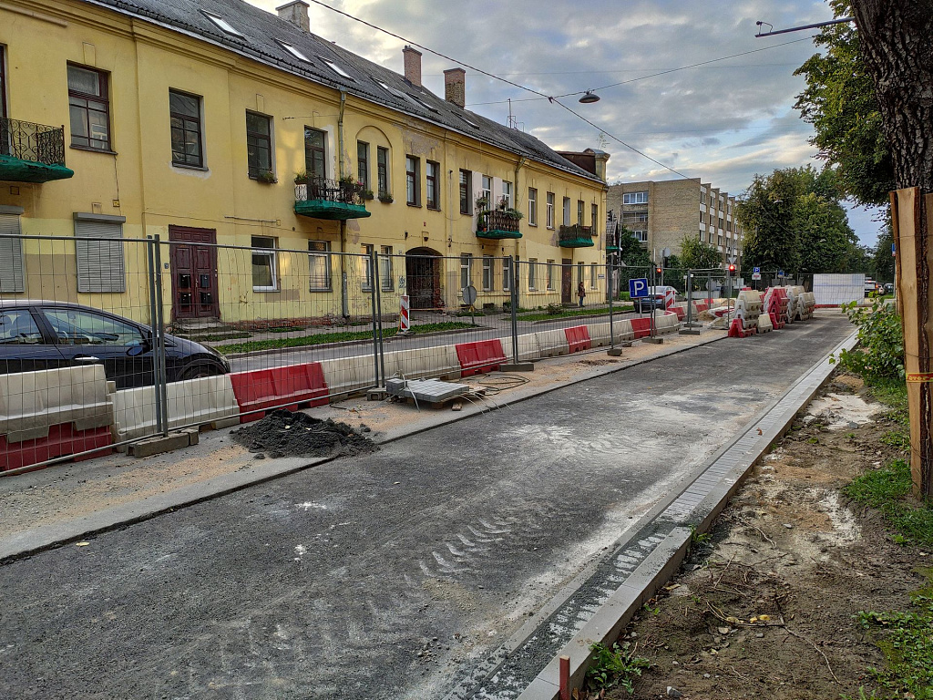 Click image for larger version

Name:	algirdorekonstrukcija_6_20210820.jpg
Views:	1241
Size:	748,9 kB
ID:	1906502