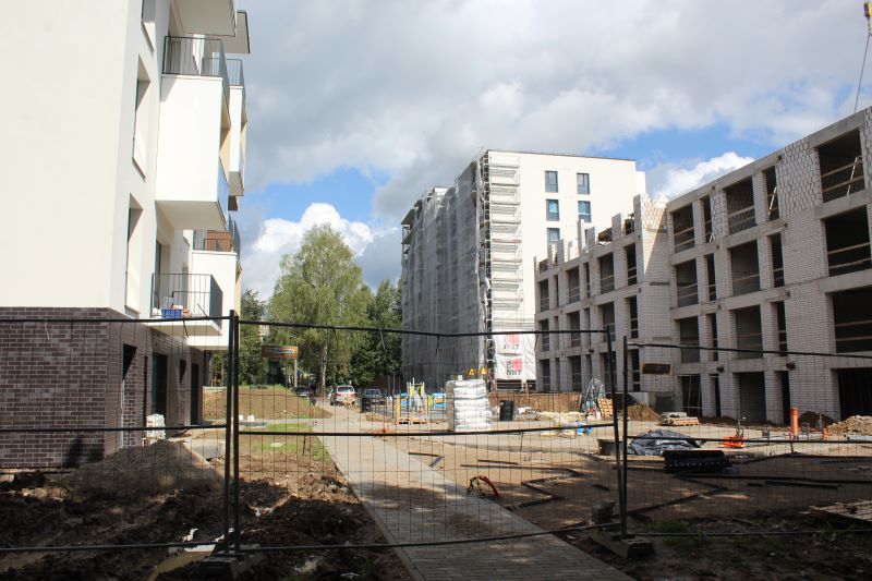 Click image for larger version

Name:	Klevų namai 6.JPG
Views:	2012
Size:	80,6 kB
ID:	1906579