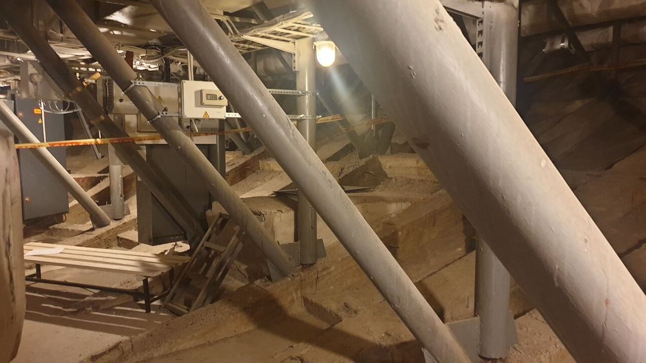 Click image for larger version

Name:	e jursenaites - lrt 01.JPG
Views:	1108
Size:	114,3 kB
ID:	1939348