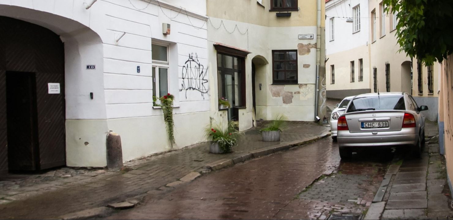 Click image for larger version  Name:	senamiescio g vaizdelis skapo g.JPG Views:	1 Size:	128,4 kB ID:	2227942