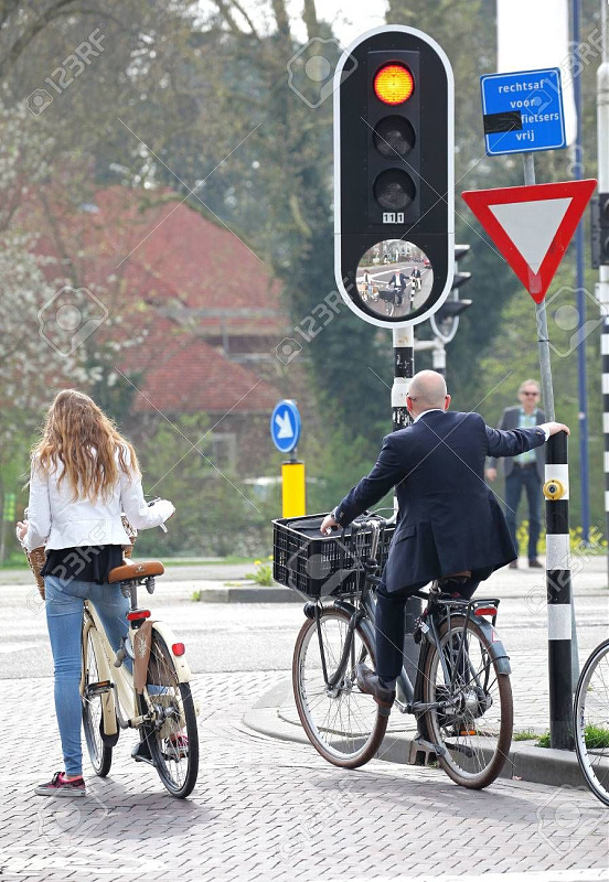 Click image for larger version

Name:	27812734-hertogenbosch-netherlands-april-1-traffic-lights-for-bicycles-at-city-s-hertogenbosch-on-april-1-201.jpg
Views:	363
Size:	221,7 kB
ID:	1970500