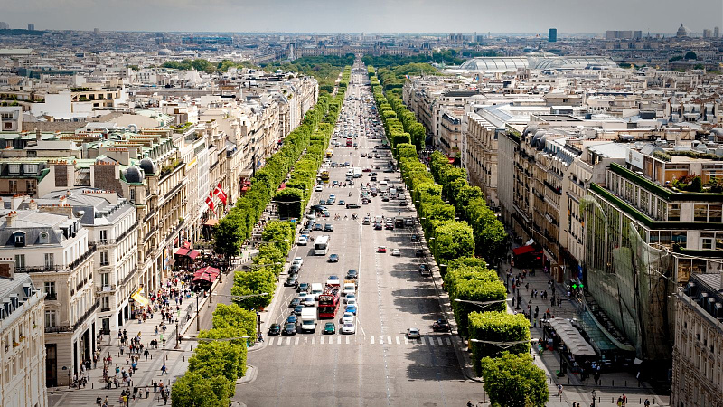 Click image for larger version

Name:	1610344725903-avenue-des-champs-elysees-july-24-2009-n-1-2.jpg
Views:	1168
Size:	404,8 kB
ID:	1971253