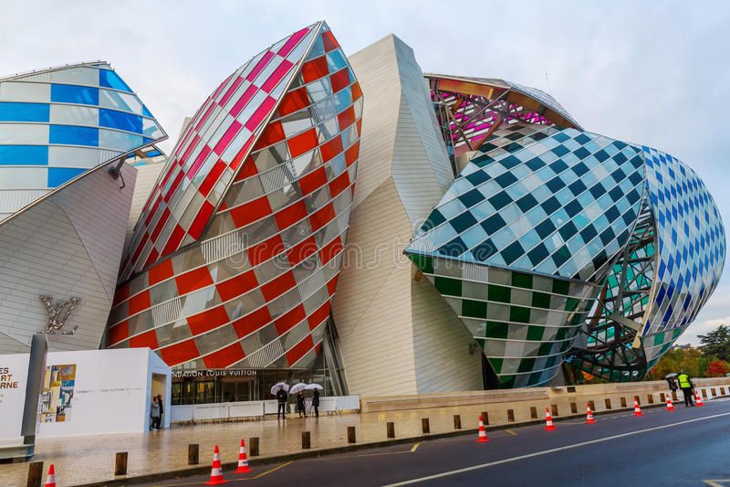 Click image for larger version

Name:	louis-vuitton-foundation-designed-frank-gehry-paris-france-october-parc-boulogne-unidentified-people-79557853.jpg
Views:	921
Size:	94,0 kB
ID:	1977135
