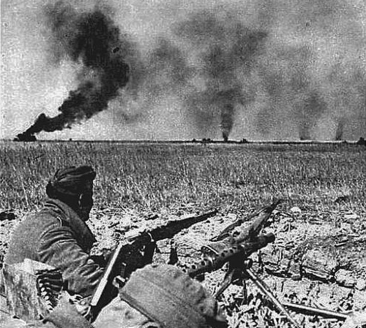 Click image for larger version

Name:	587a4c0dc96aef4a3c813bf8335dc6dd--ww-photos-wwii.jpg
Views:	735
Size:	129,1 kB
ID:	1988422