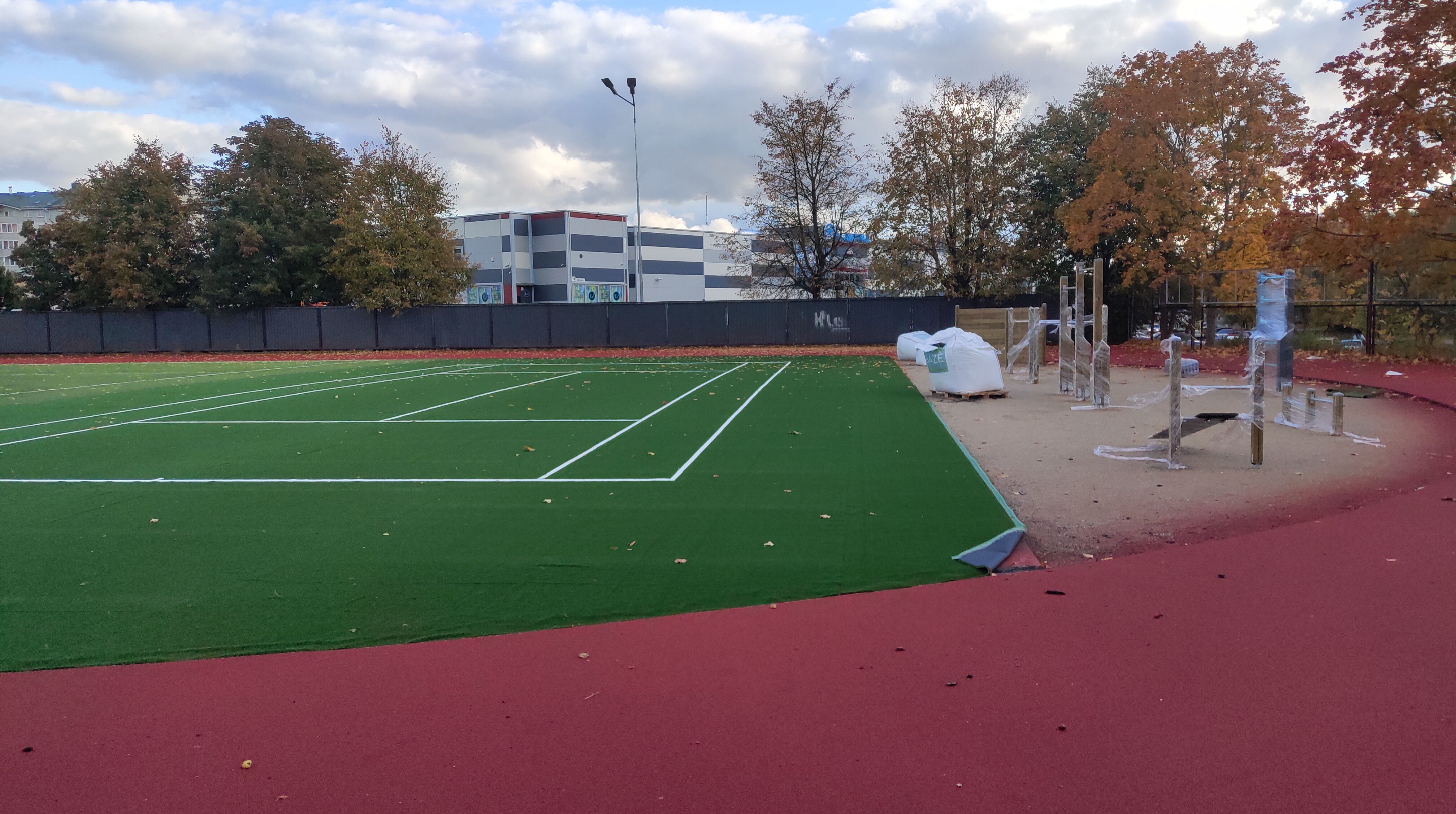 Click image for larger version

Name:	P21006-163810.jpg
Views:	1907
Size:	1,25 MB
ID:	1998087