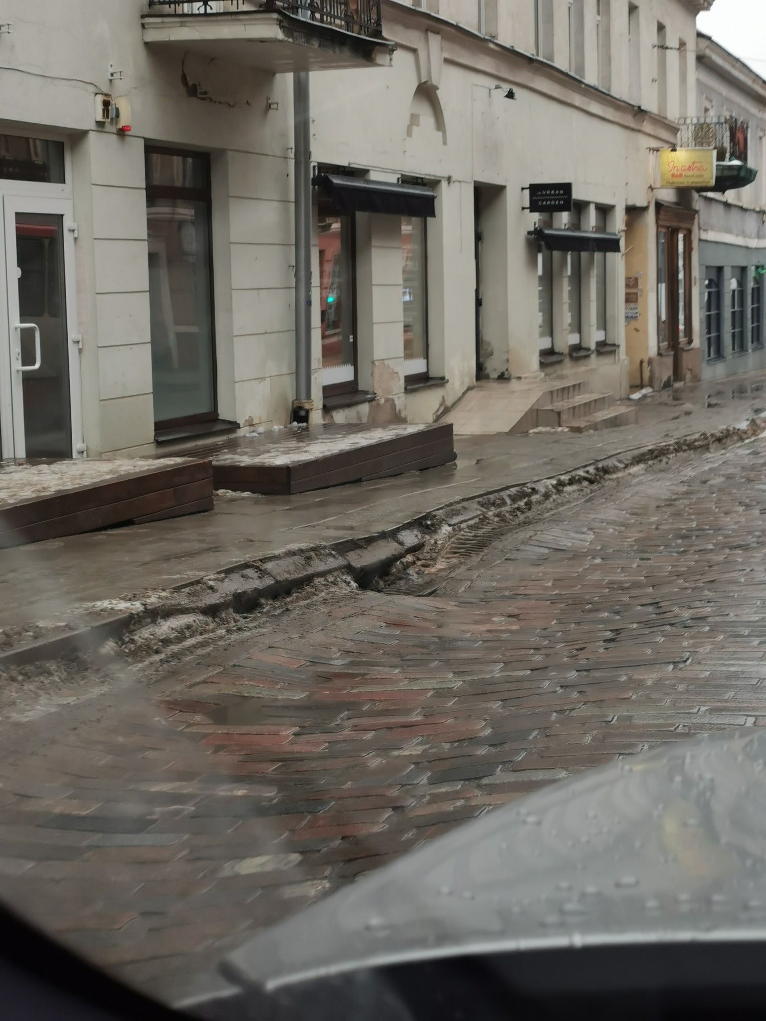 Click image for larger version  Name:	pylimo.jpg Views:	60 Size:	313,7 kB ID:	2041422