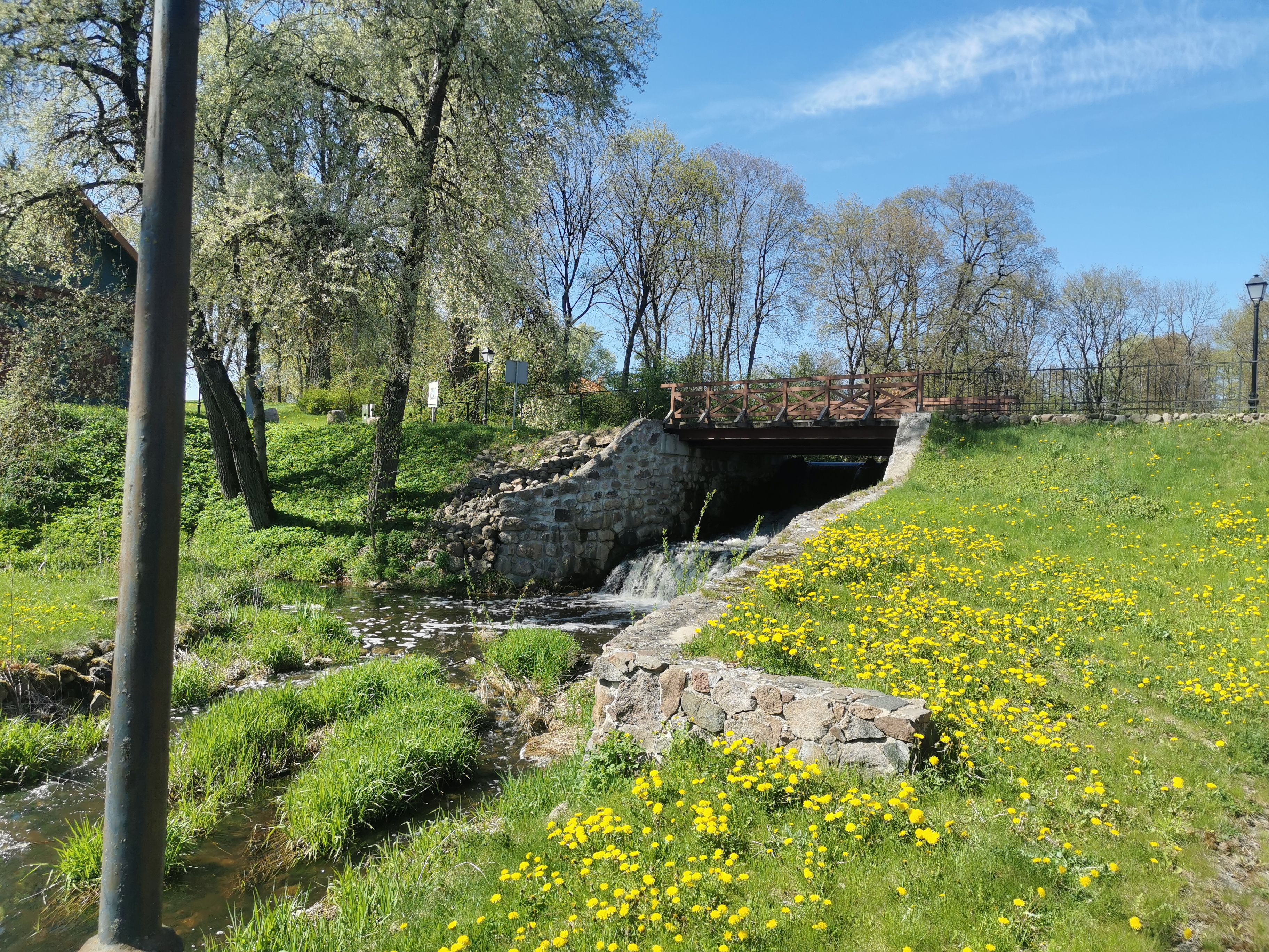 Click image for larger version

Name:	IMG_20230507_153805.jpg
Views:	180
Size:	3,05 MB
ID:	2079995