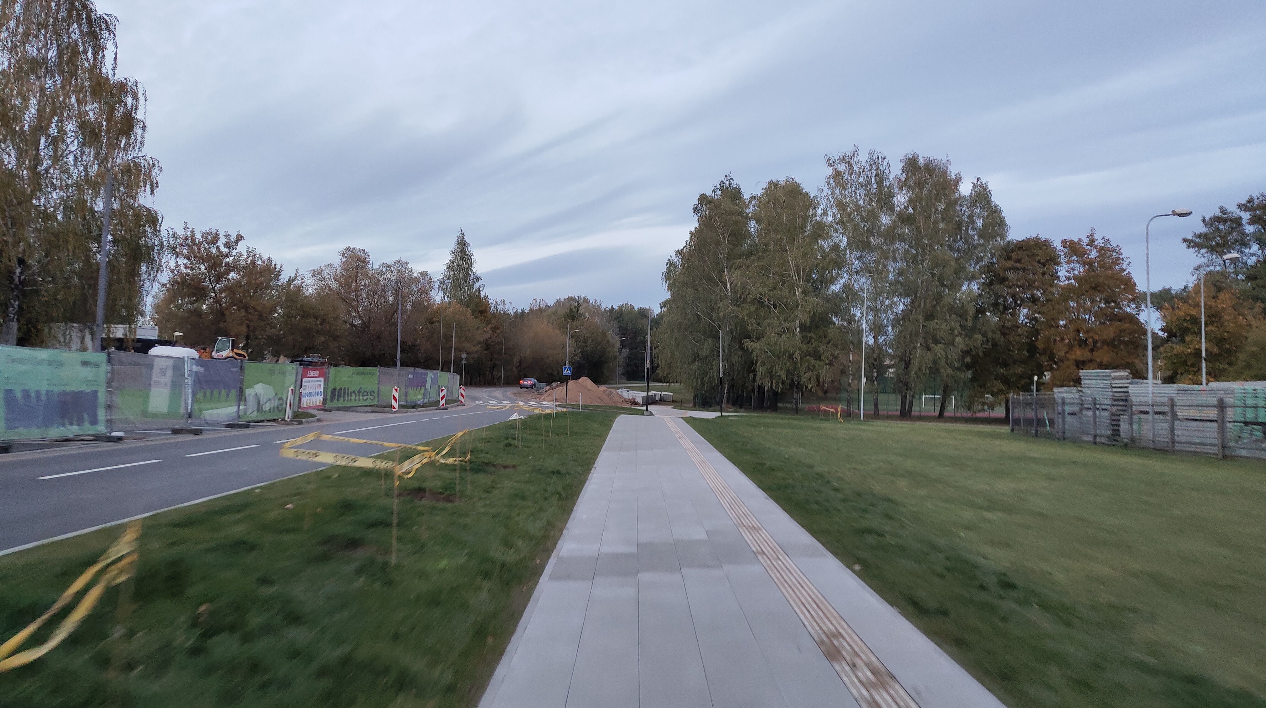 Click image for larger version

Name:	P31013-183847.jpg
Views:	639
Size:	1,17 MB
ID:	2082898