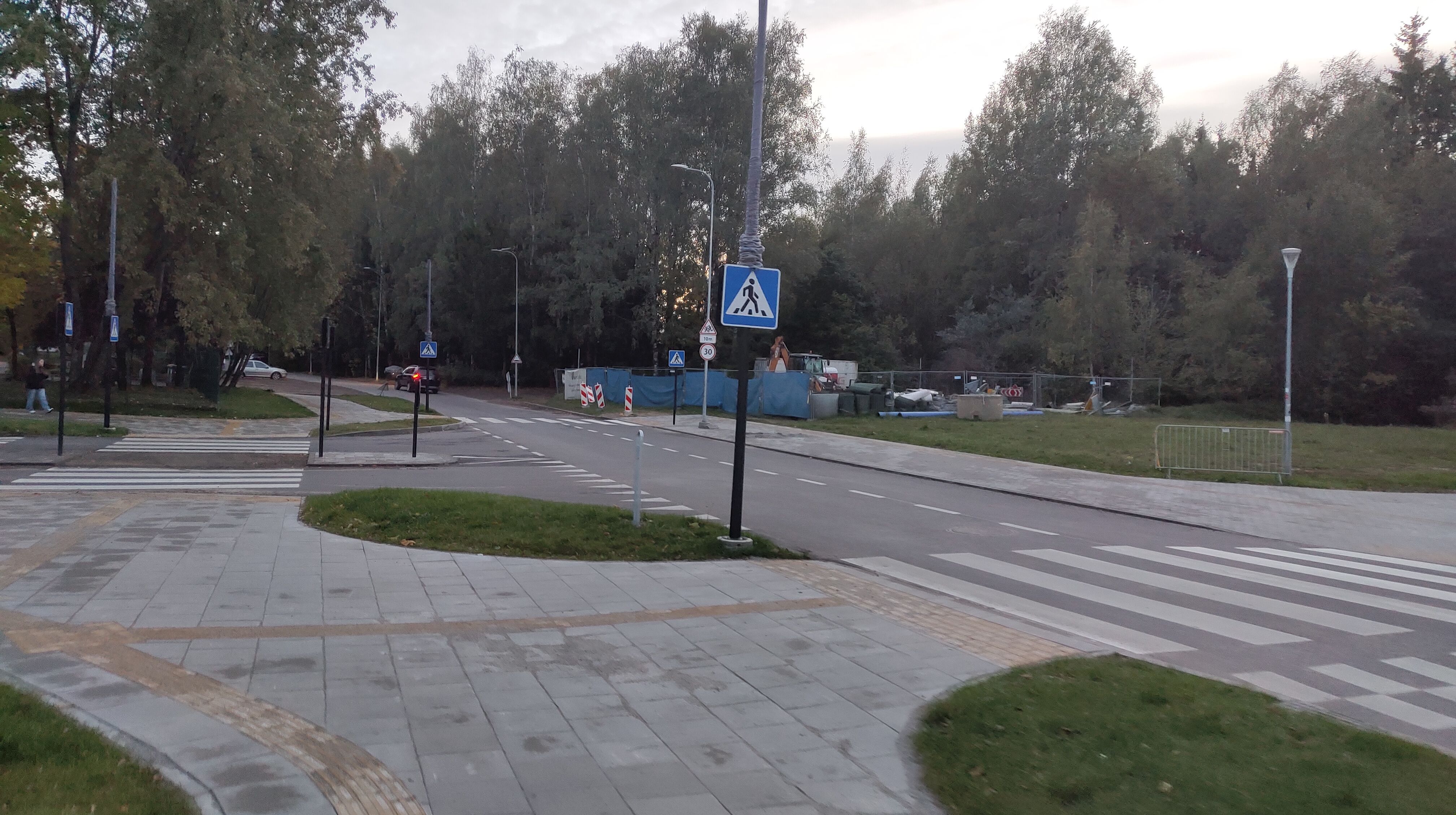 Click image for larger version

Name:	P31013-183523.jpg
Views:	644
Size:	1,32 MB
ID:	2082900