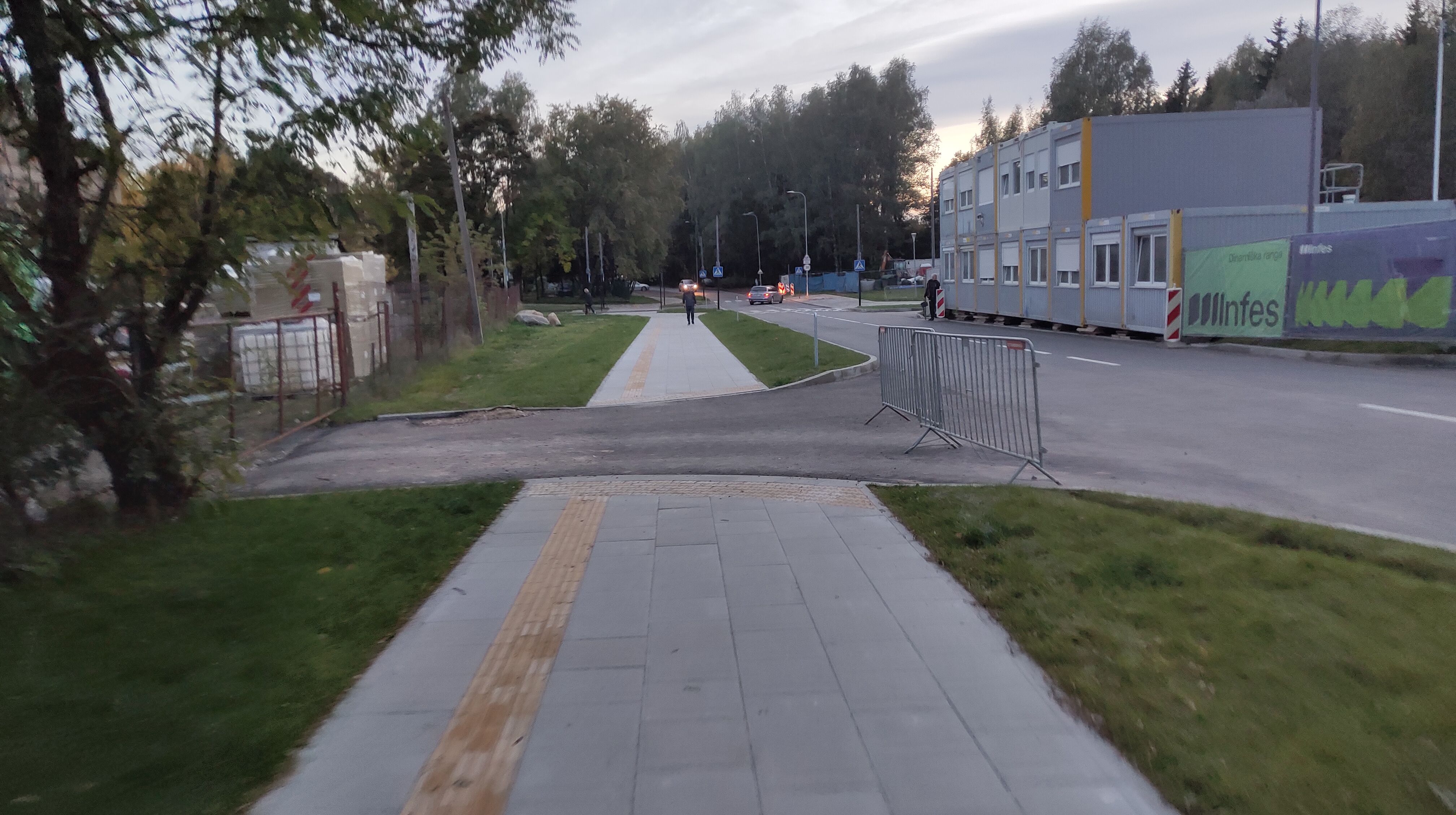 Click image for larger version

Name:	P31013-183458.jpg
Views:	634
Size:	1,16 MB
ID:	2082903