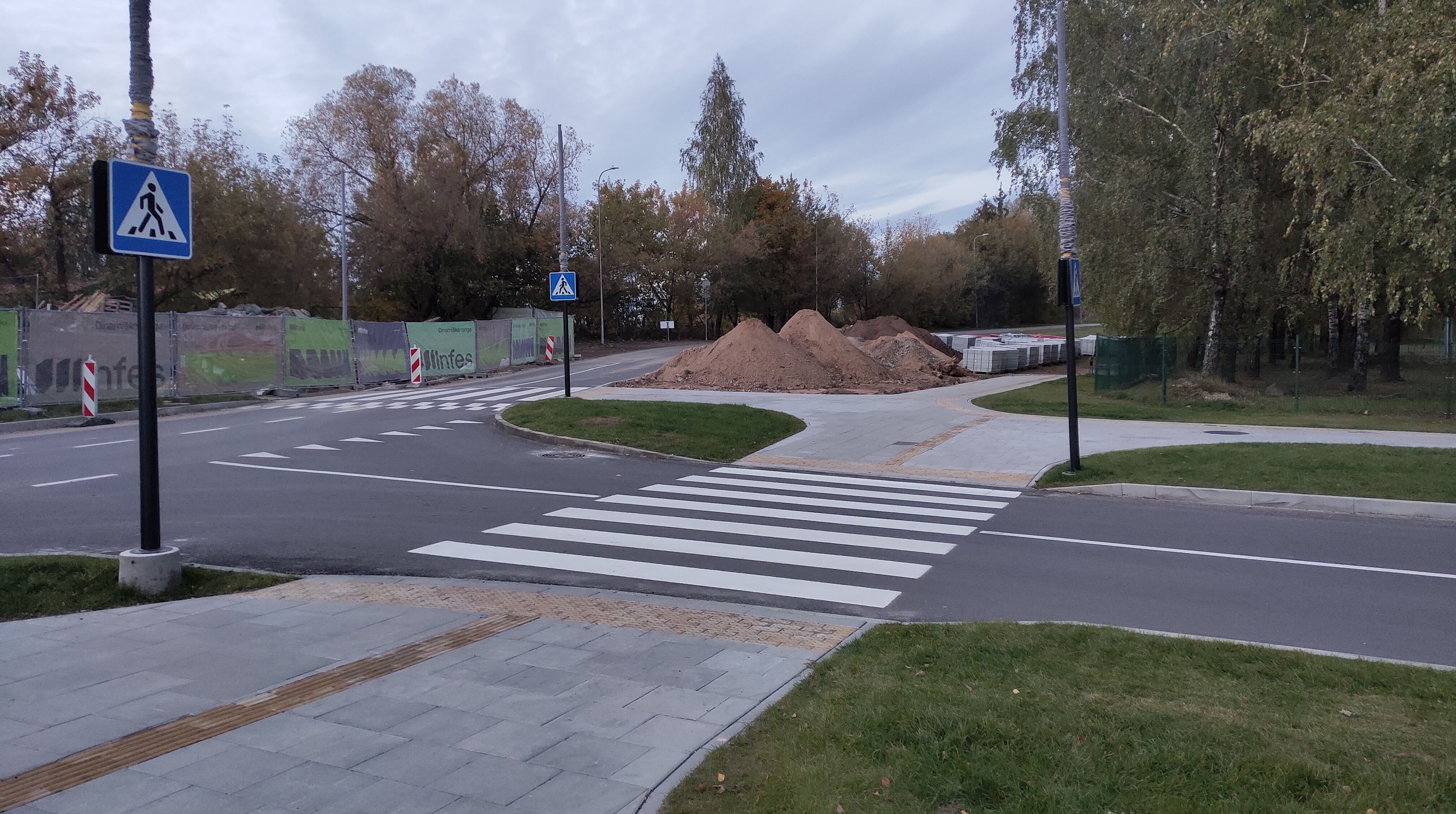 Click image for larger version

Name:	P31013-183905.jpg
Views:	643
Size:	1,46 MB
ID:	2082904