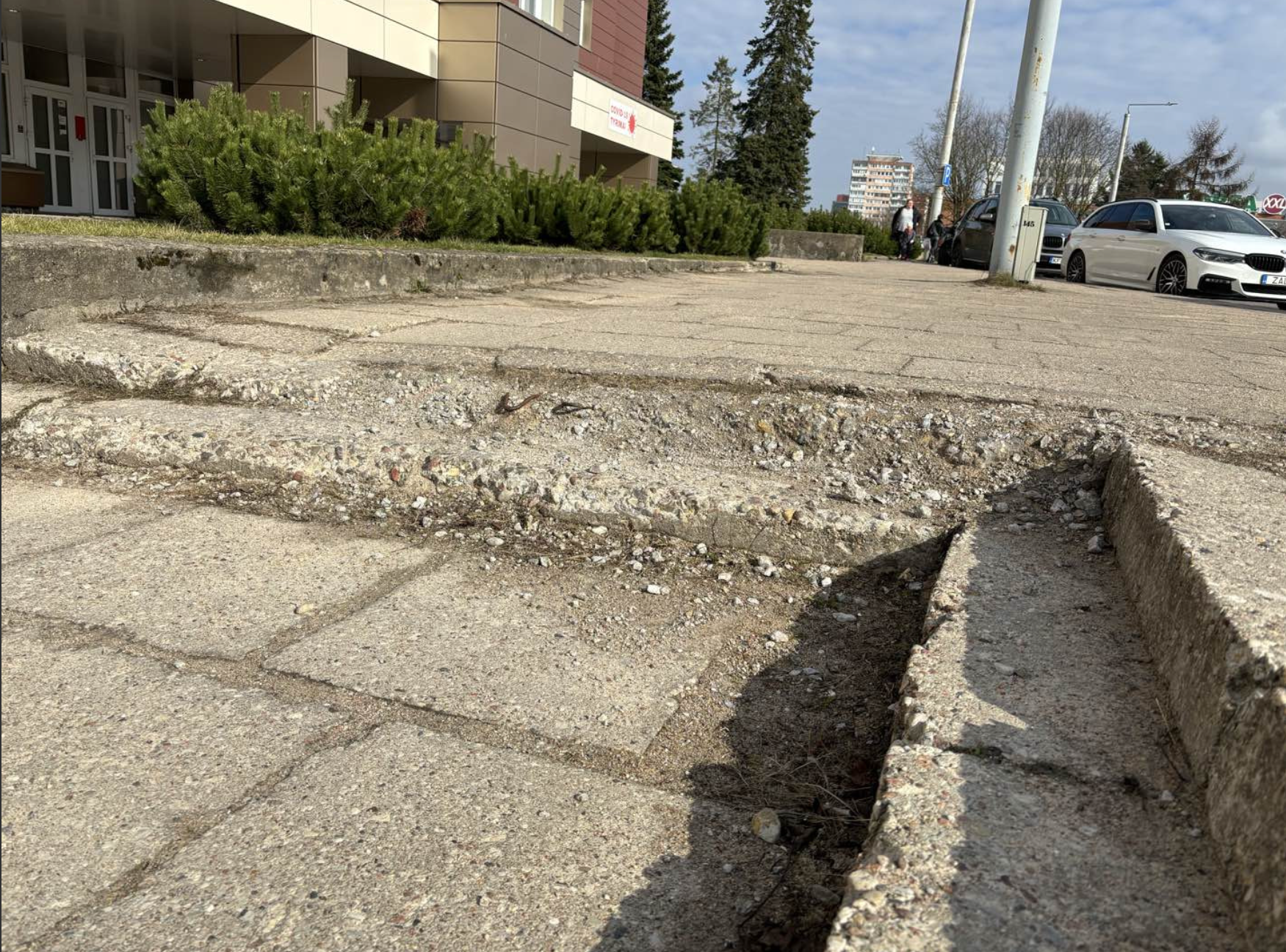 Click image for larger version

Name:	asanaviciutes.png
Views:	1043
Size:	3,99 MB
ID:	2120118