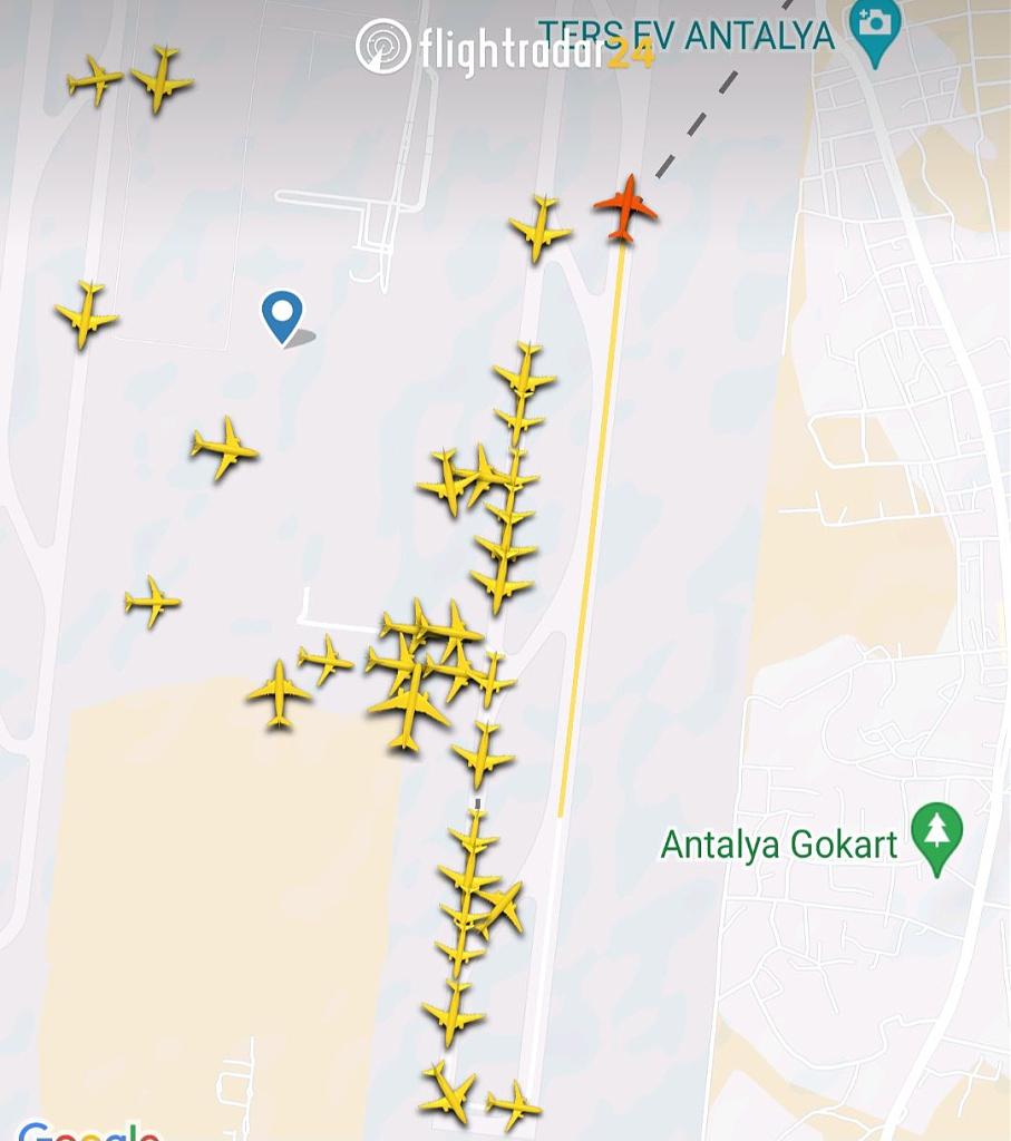 Click image for larger version  Name:	Screenshot_20240725_234715_Flightradar24.jpg Views:	0 Size:	97,4 kB ID:	2142759