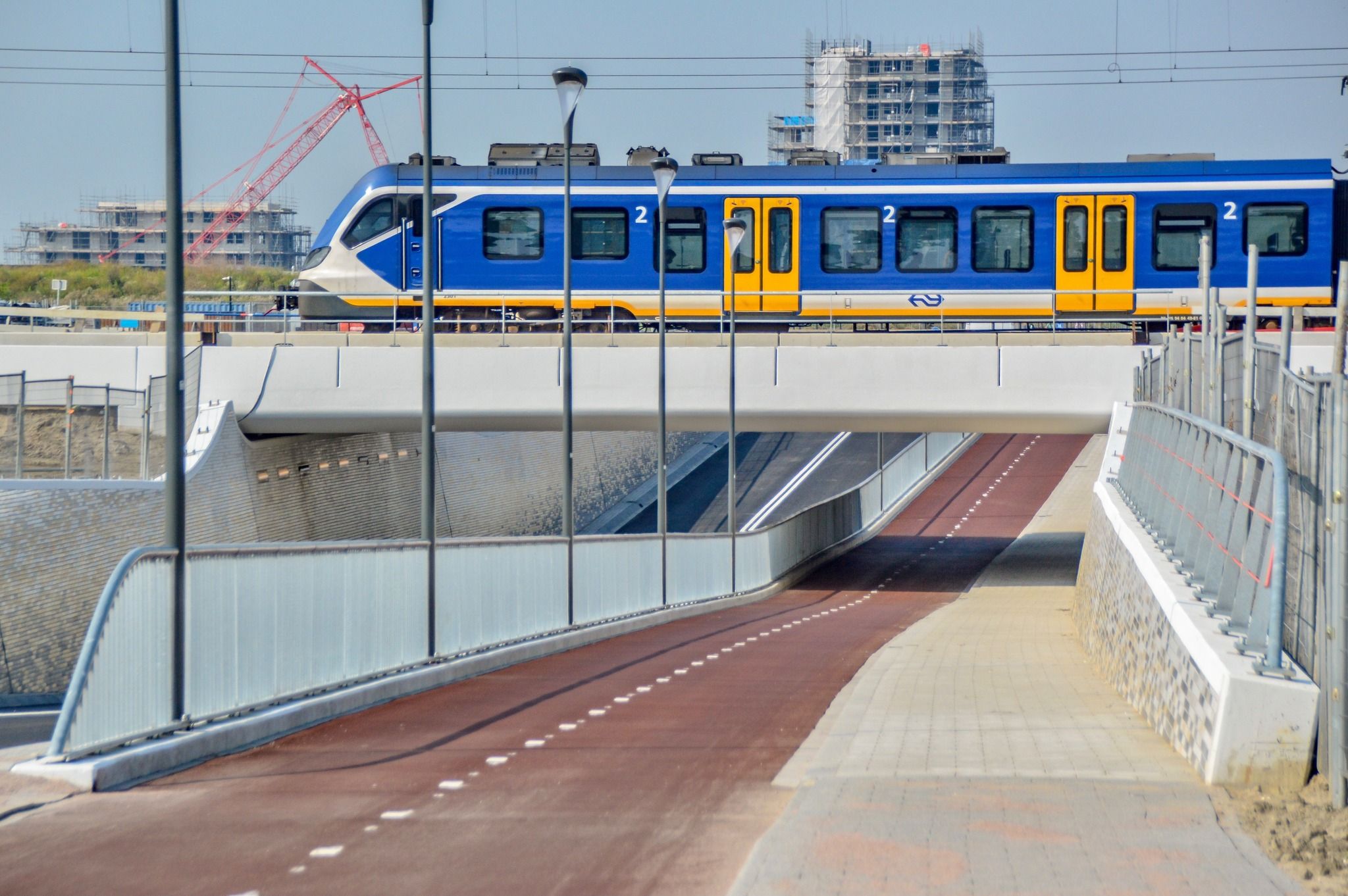 Click image for larger version  Name:	underpass.jpg Views:	0 Size:	341,6 kB ID:	2244579