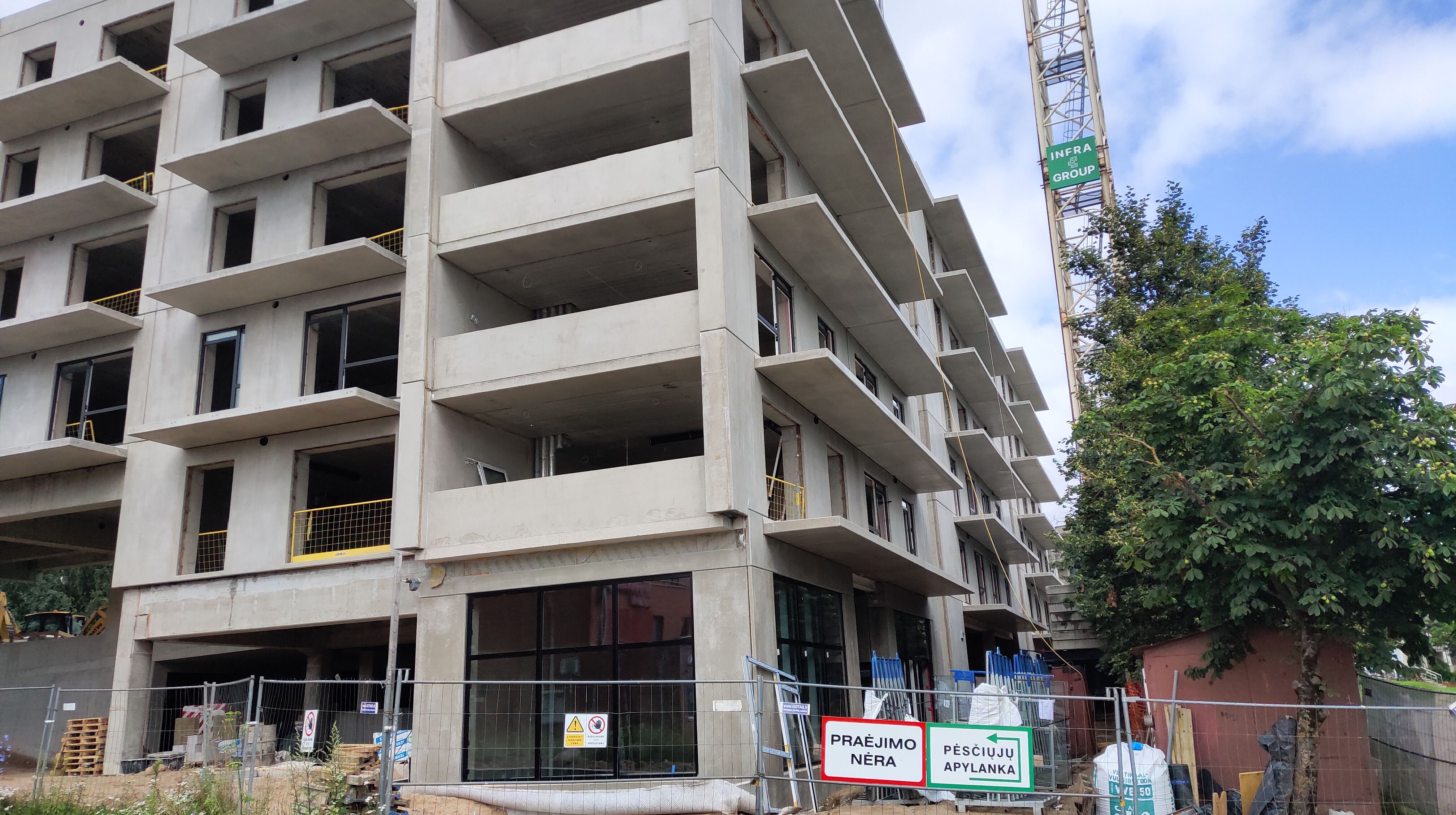 Click image for larger version

Name:	P50721-102435.jpg
Views:	825
Size:	1,29 MB
ID:	2211341