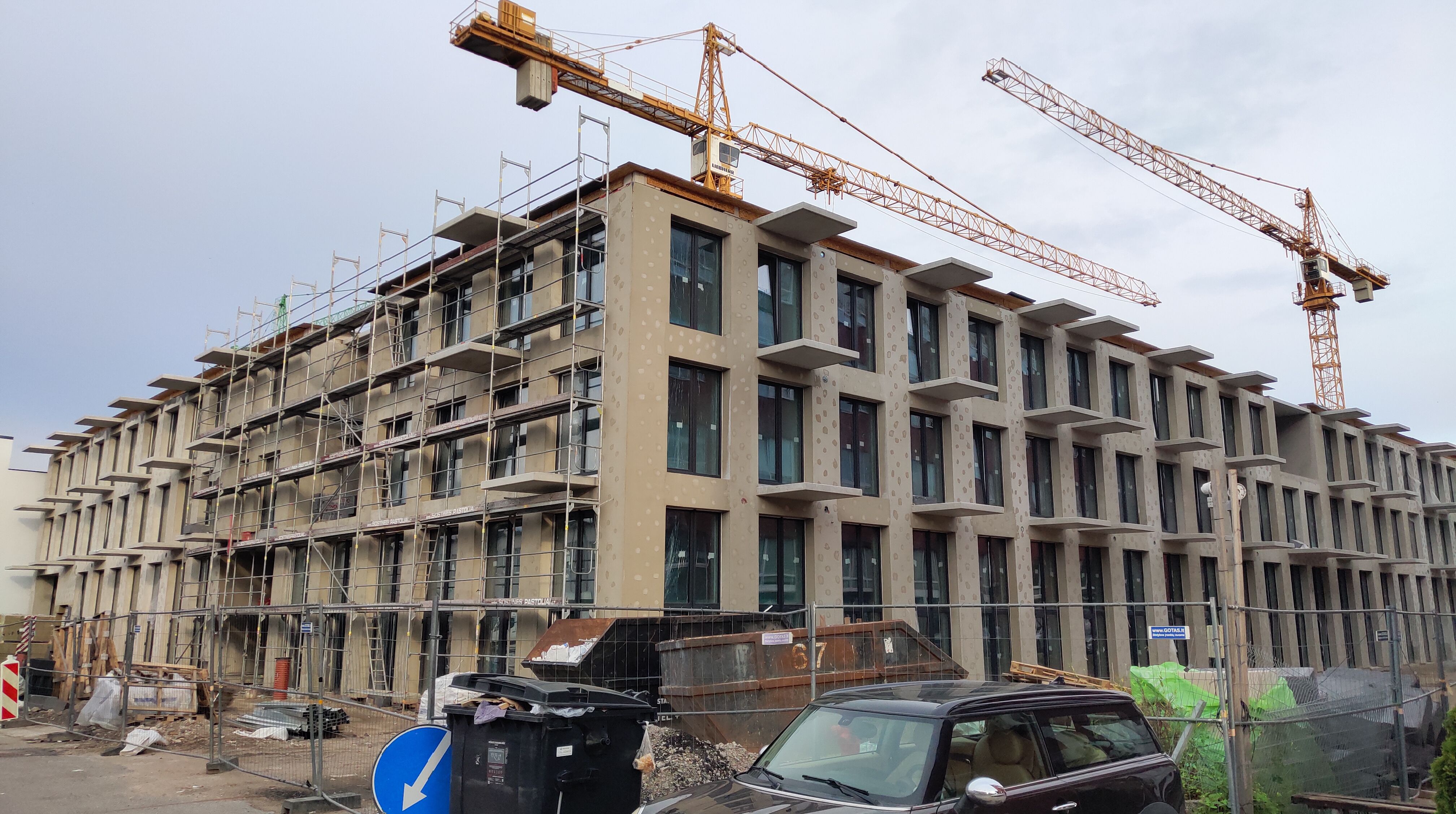 Click image for larger version

Name:	P50719-195140.jpg
Views:	691
Size:	1,25 MB
ID:	2211456