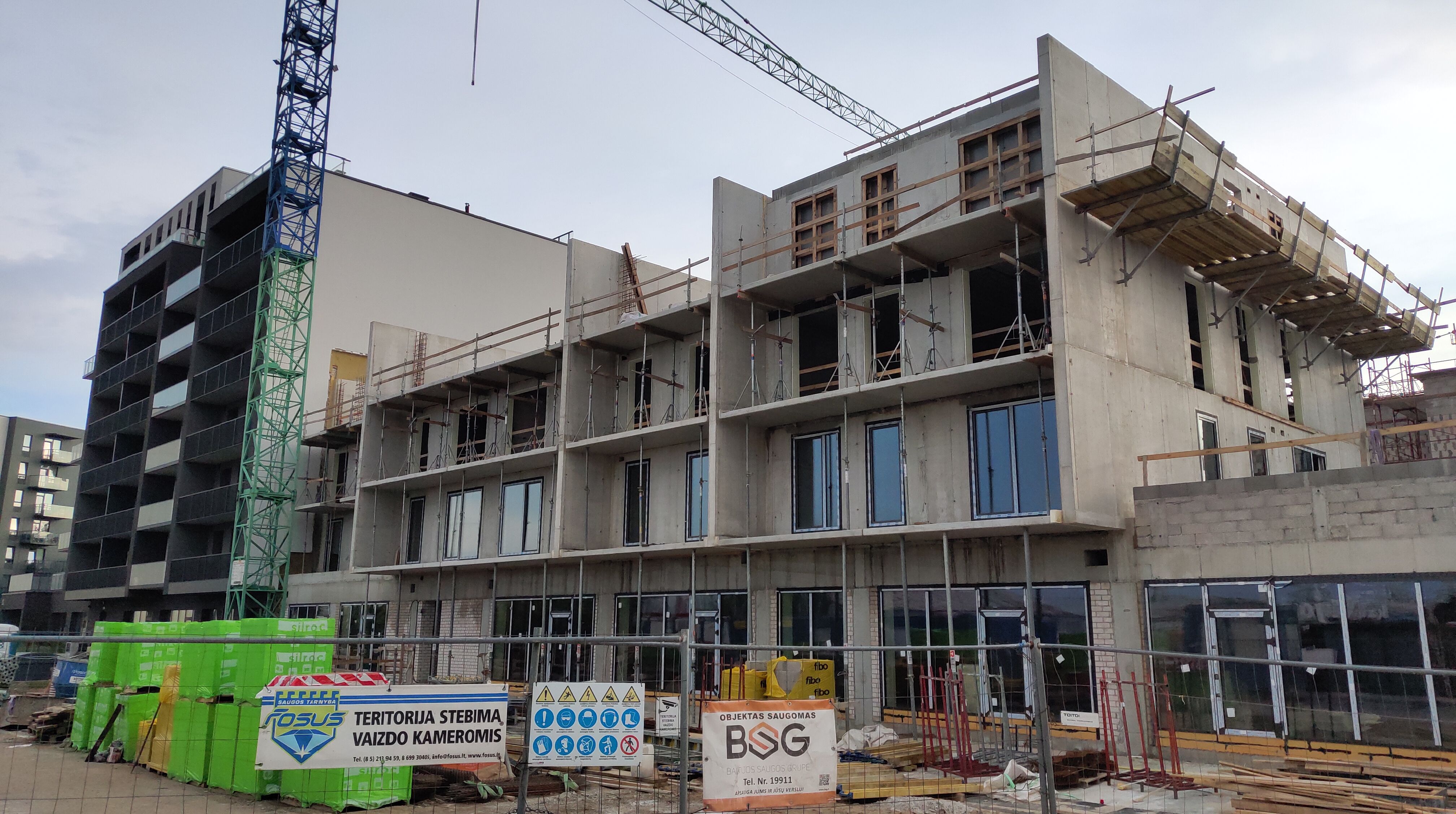 Click image for larger version

Name:	P50719-195022.jpg
Views:	437
Size:	1,21 MB
ID:	2211753