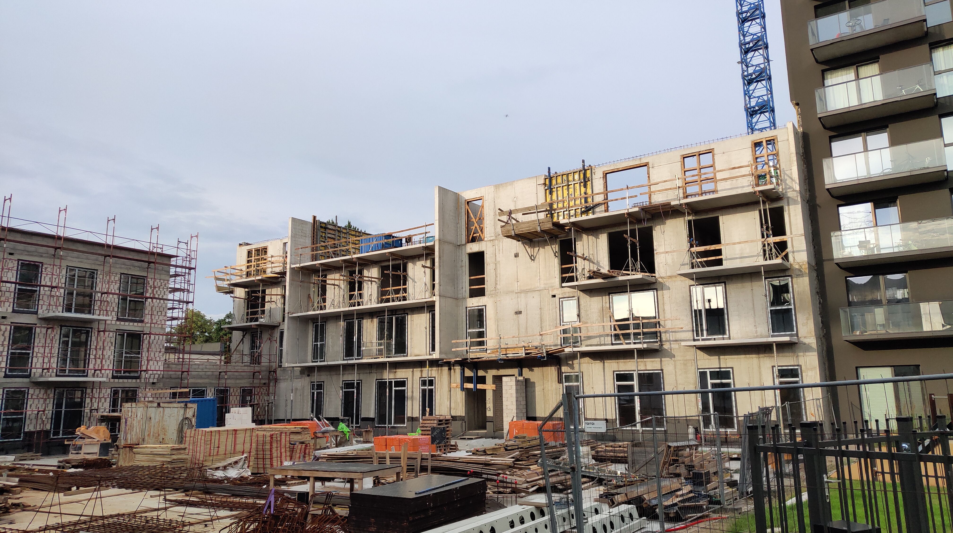 Click image for larger version

Name:	P50719-195534.jpg
Views:	432
Size:	1,42 MB
ID:	2211756