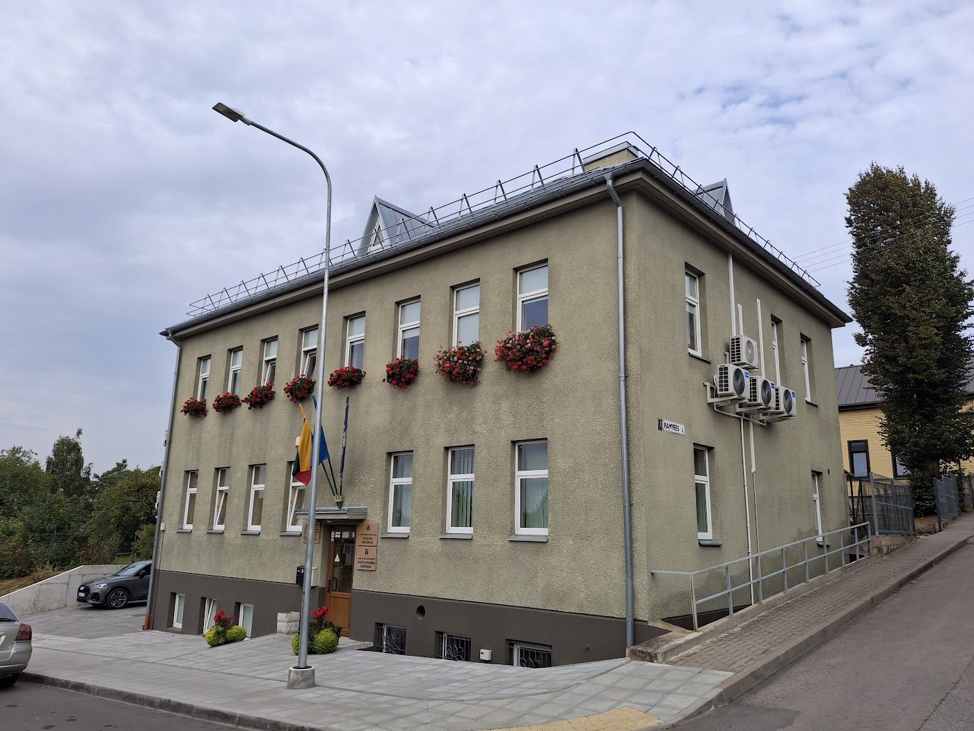 Click image for larger version  Name:	Seniūnija_20250910_112230.jpg Views:	0 Size:	247,8 kB ID:	2219614