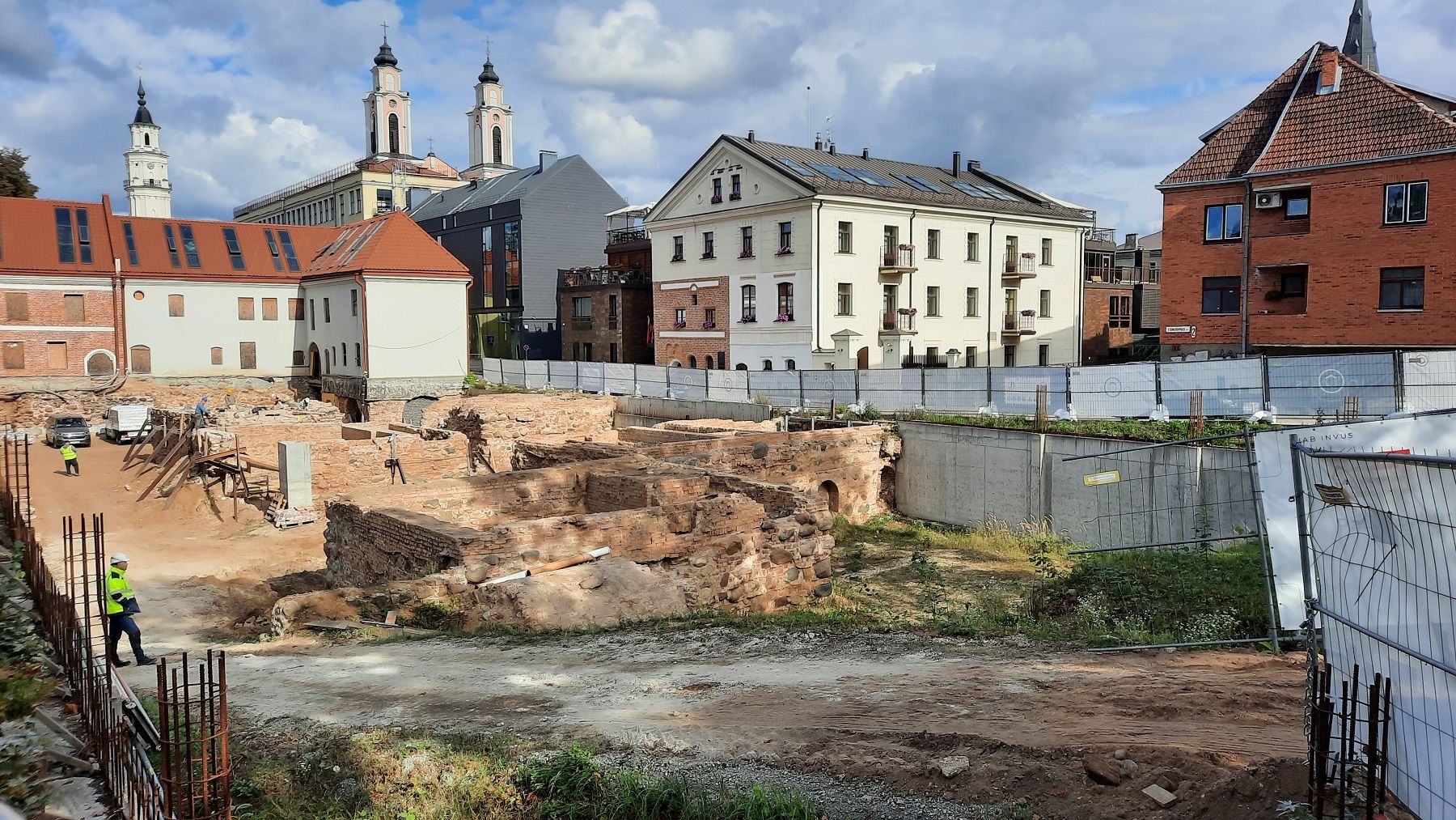 Click image for larger version

Name:	Jėzuitų gimnazija.jpg
Views:	546
Size:	509,6 kB
ID:	2223005