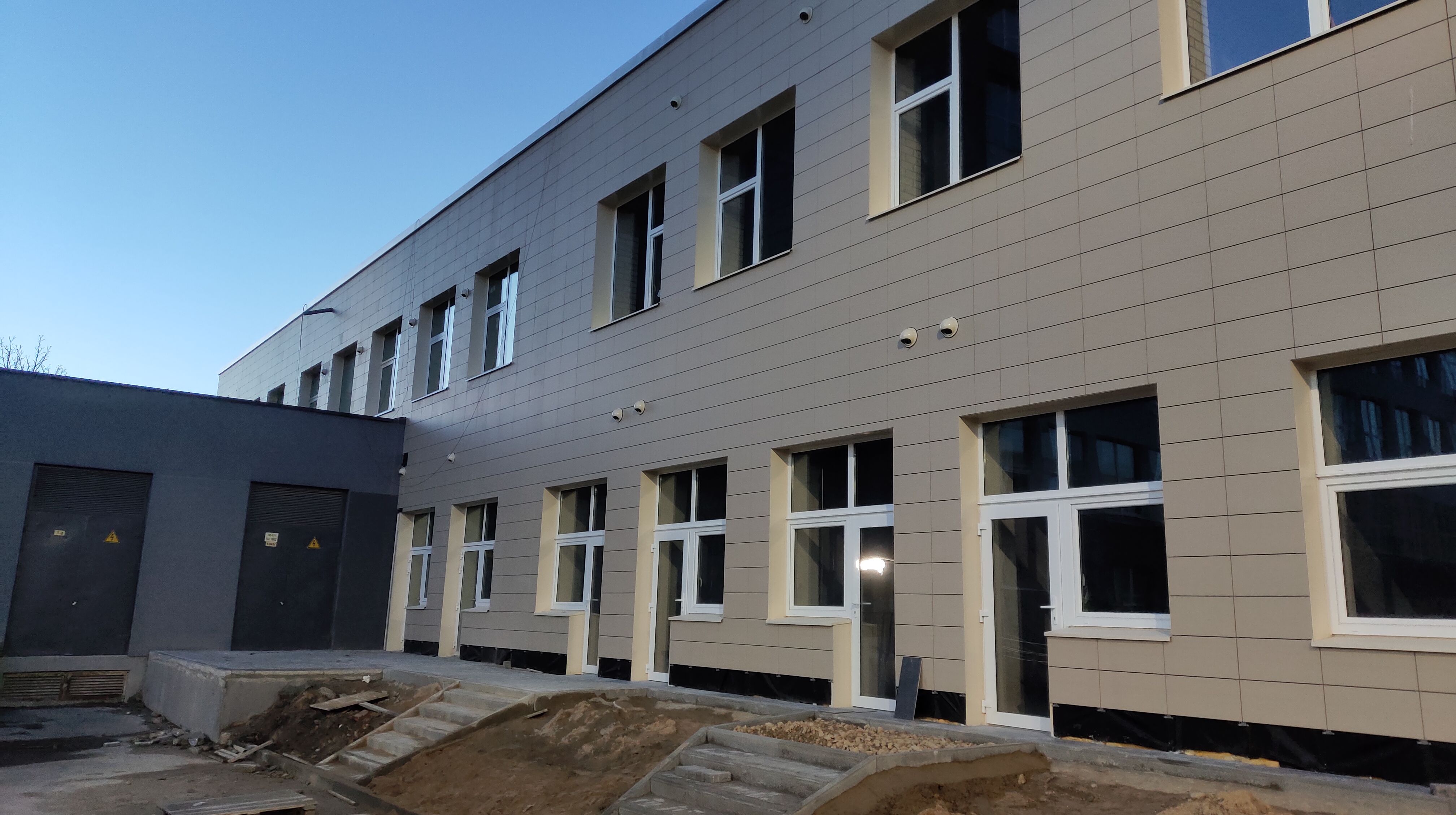 Click image for larger version

Name:	P51115-164301.jpg
Views:	122
Size:	860,3 kB
ID:	2230161