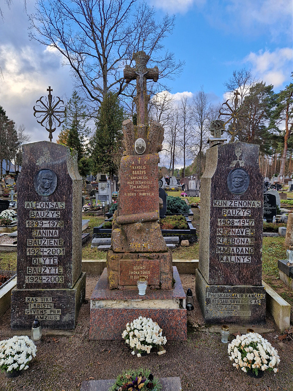 Click image for larger version

Name:	20251115_143010.jpg
Views:	40
Size:	3,04 MB
ID:	2230177