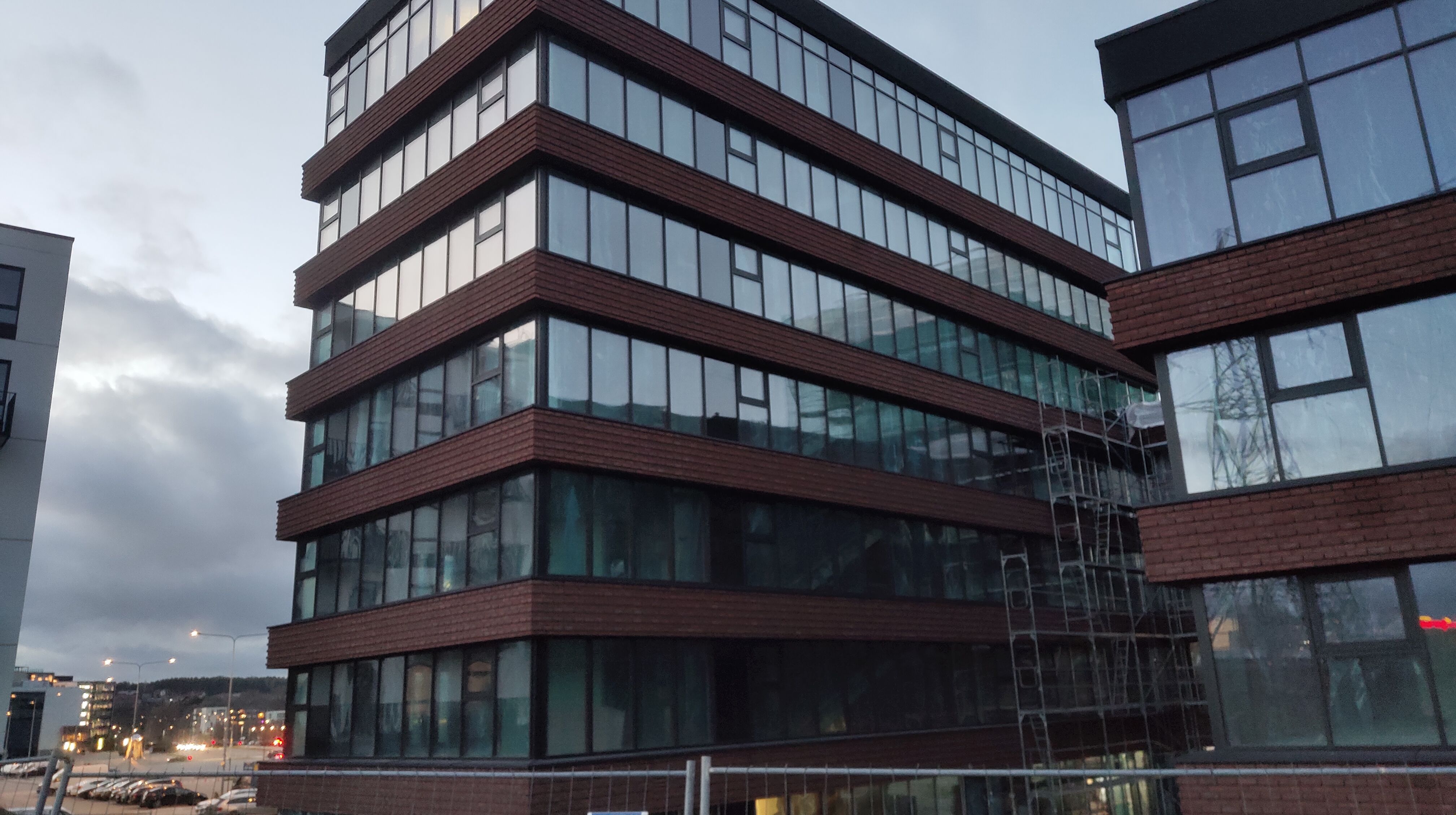 Click image for larger version

Name:	P51118-163619.jpg
Views:	399
Size:	974,5 kB
ID:	2230534