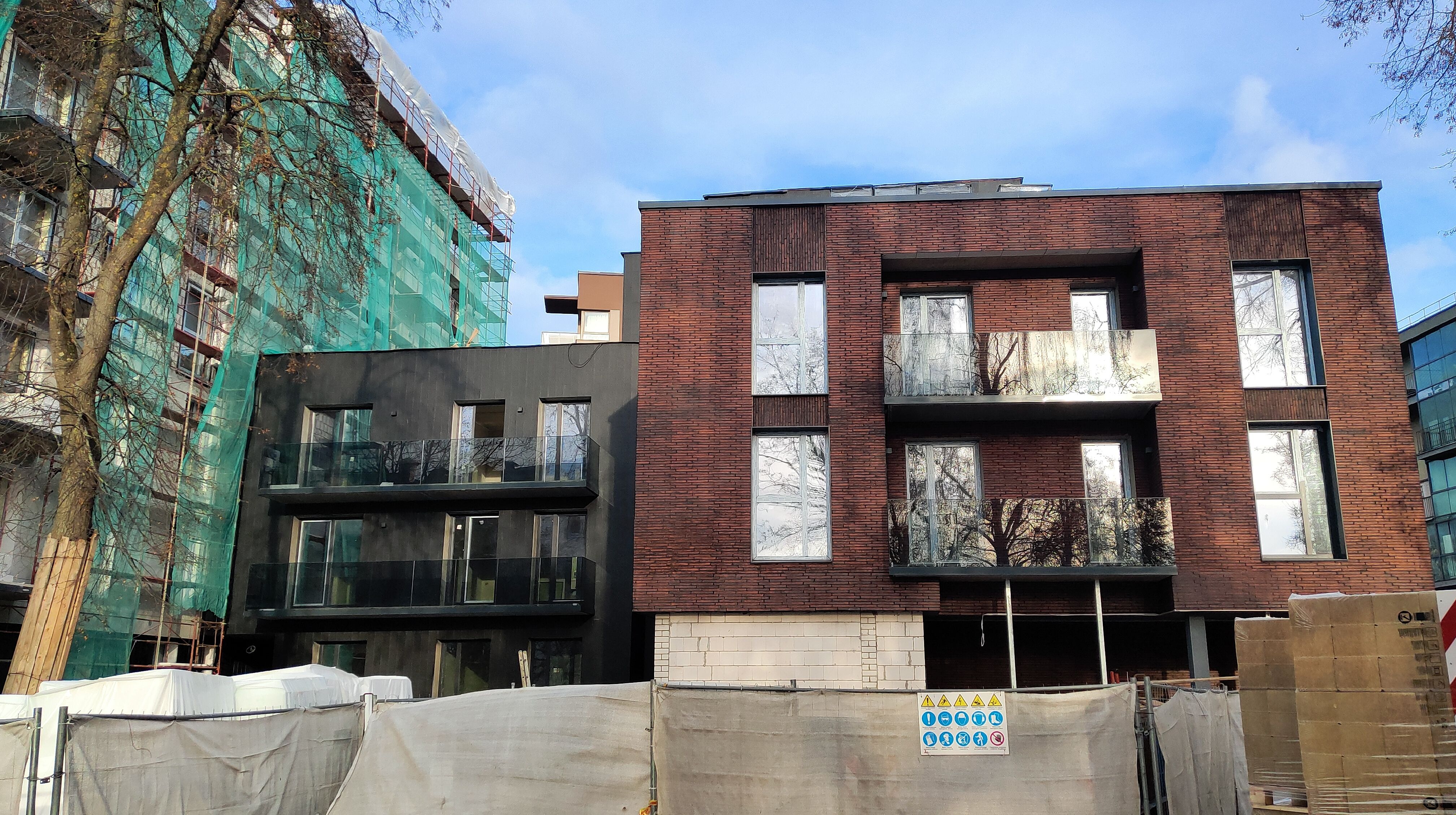 Click image for larger version

Name:	P51116-135826.jpg
Views:	83
Size:	1,75 MB
ID:	2231832