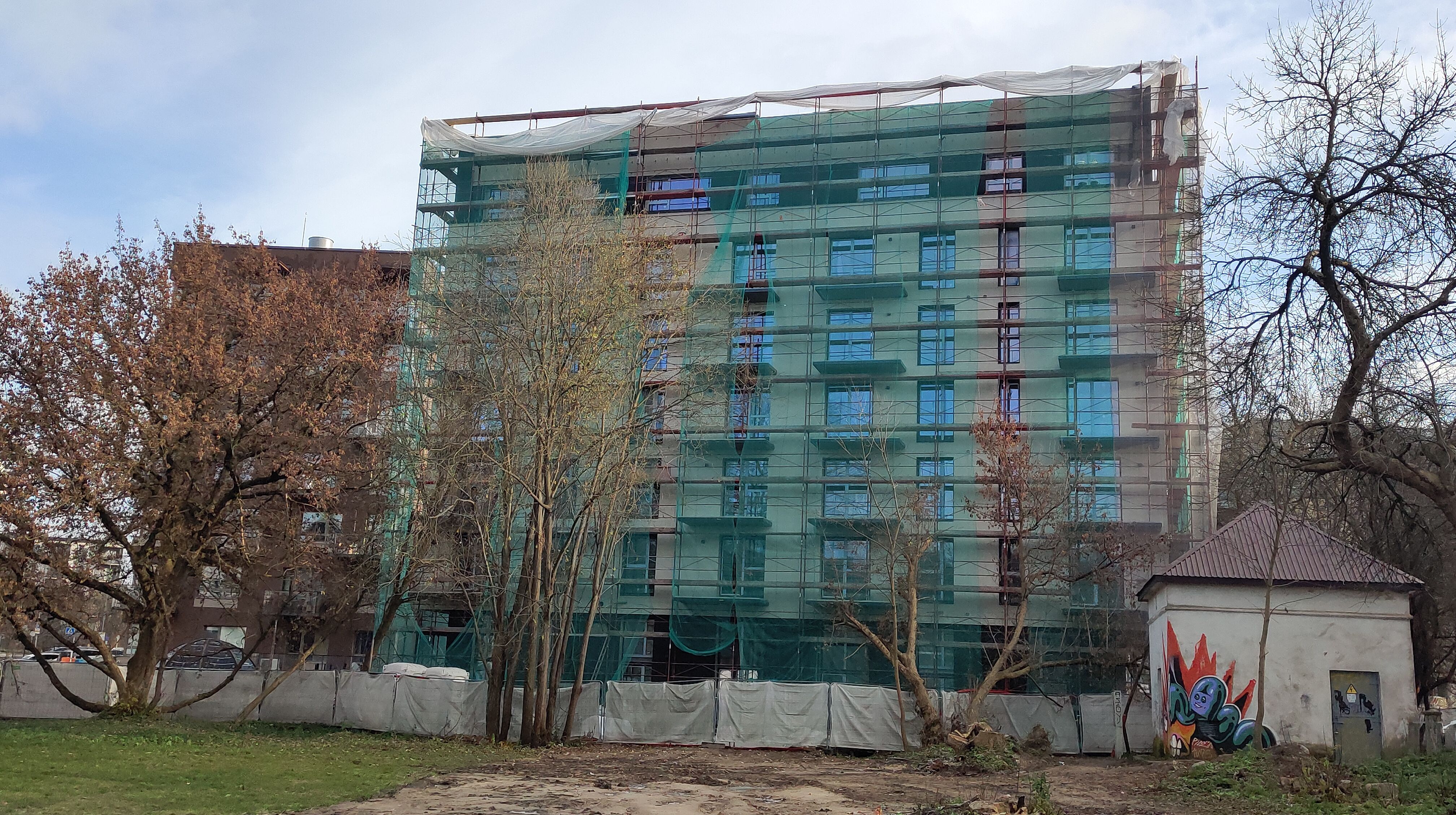 Click image for larger version

Name:	P51116-135625.jpg
Views:	79
Size:	1,93 MB
ID:	2231834