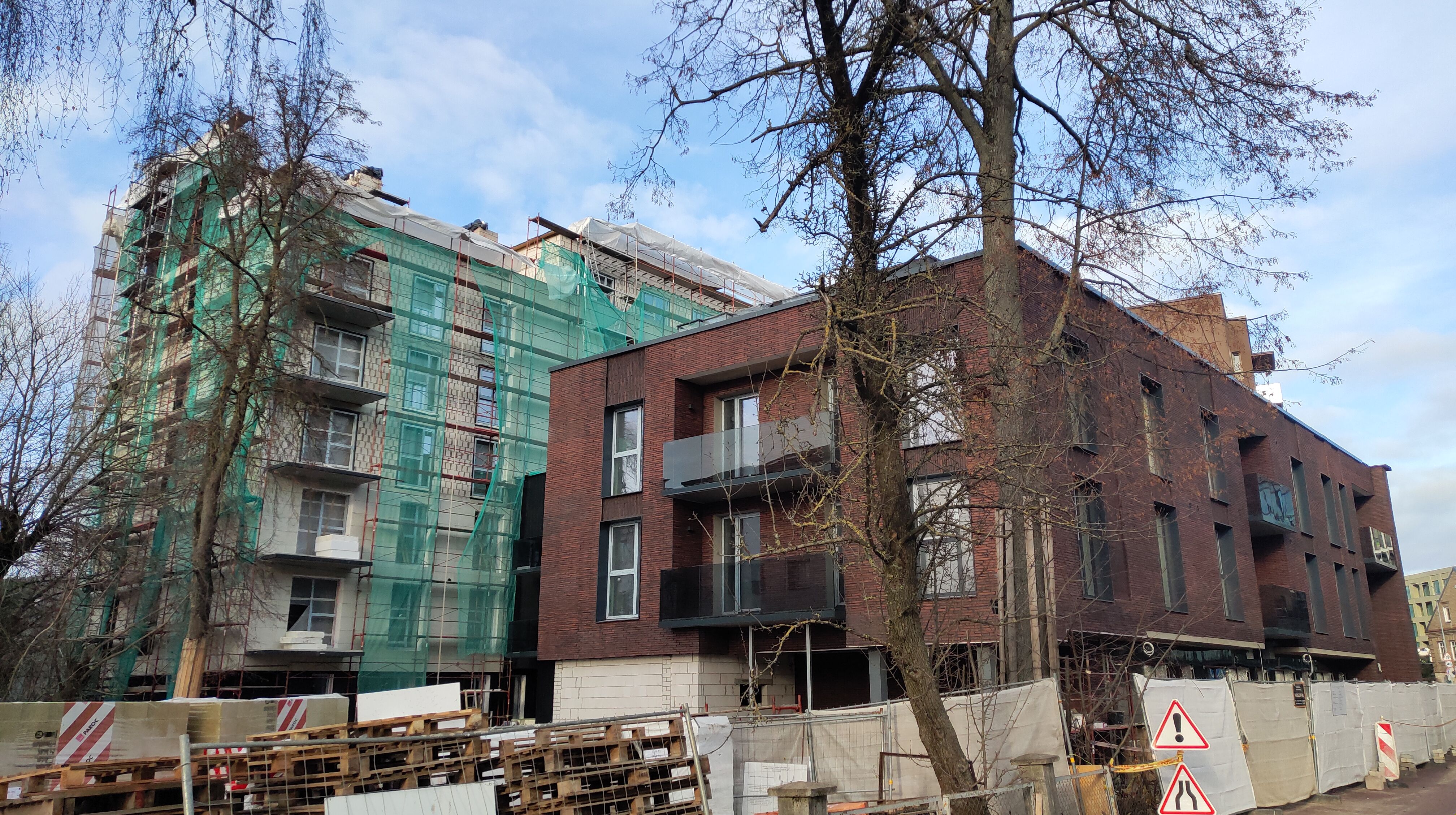 Click image for larger version

Name:	P51116-135905.jpg
Views:	79
Size:	1,98 MB
ID:	2231836