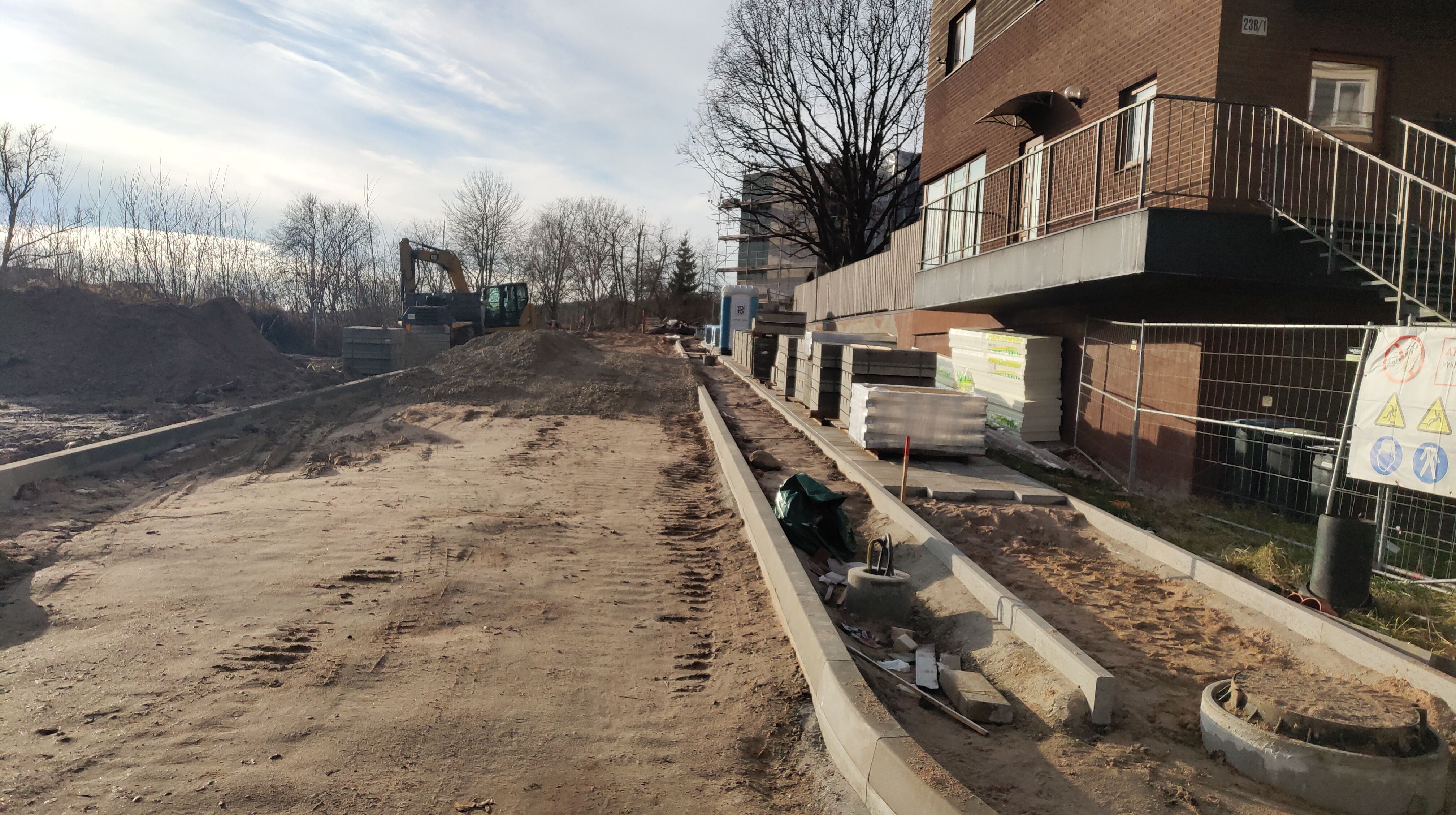 Click image for larger version

Name:	P51116-133610.jpg
Views:	335
Size:	1,44 MB
ID:	2231853