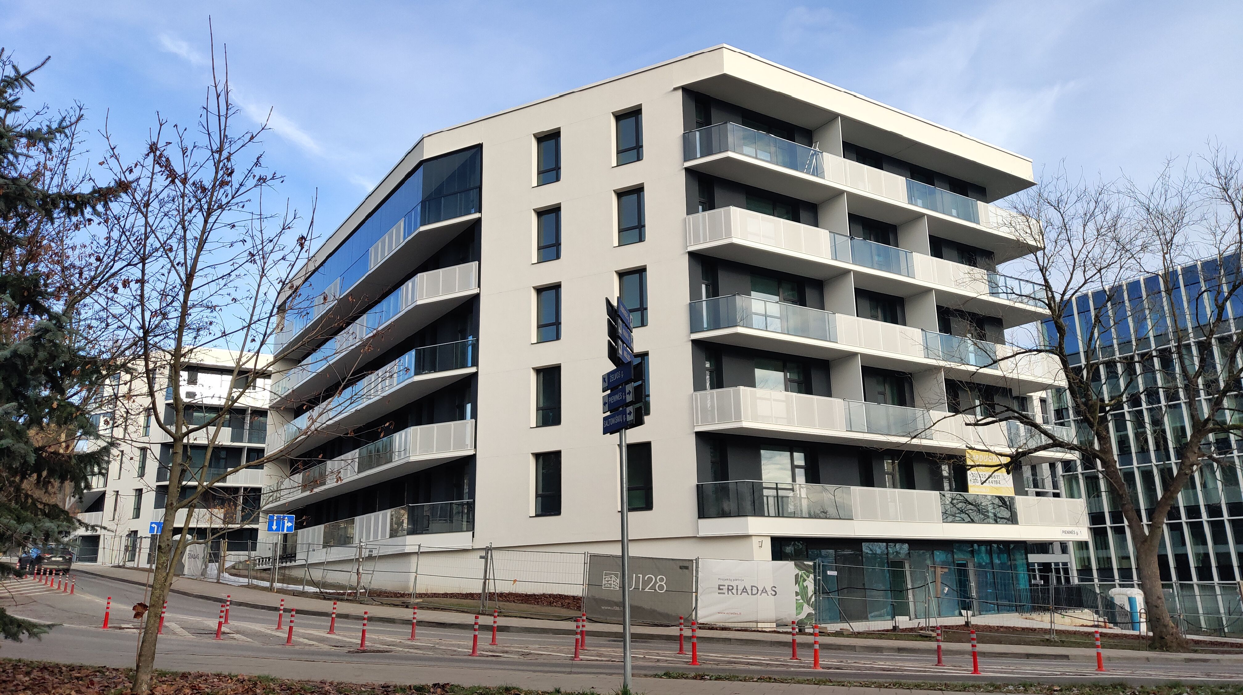 Click image for larger version

Name:	P51116-134514.jpg
Views:	13
Size:	1,55 MB
ID:	2231904