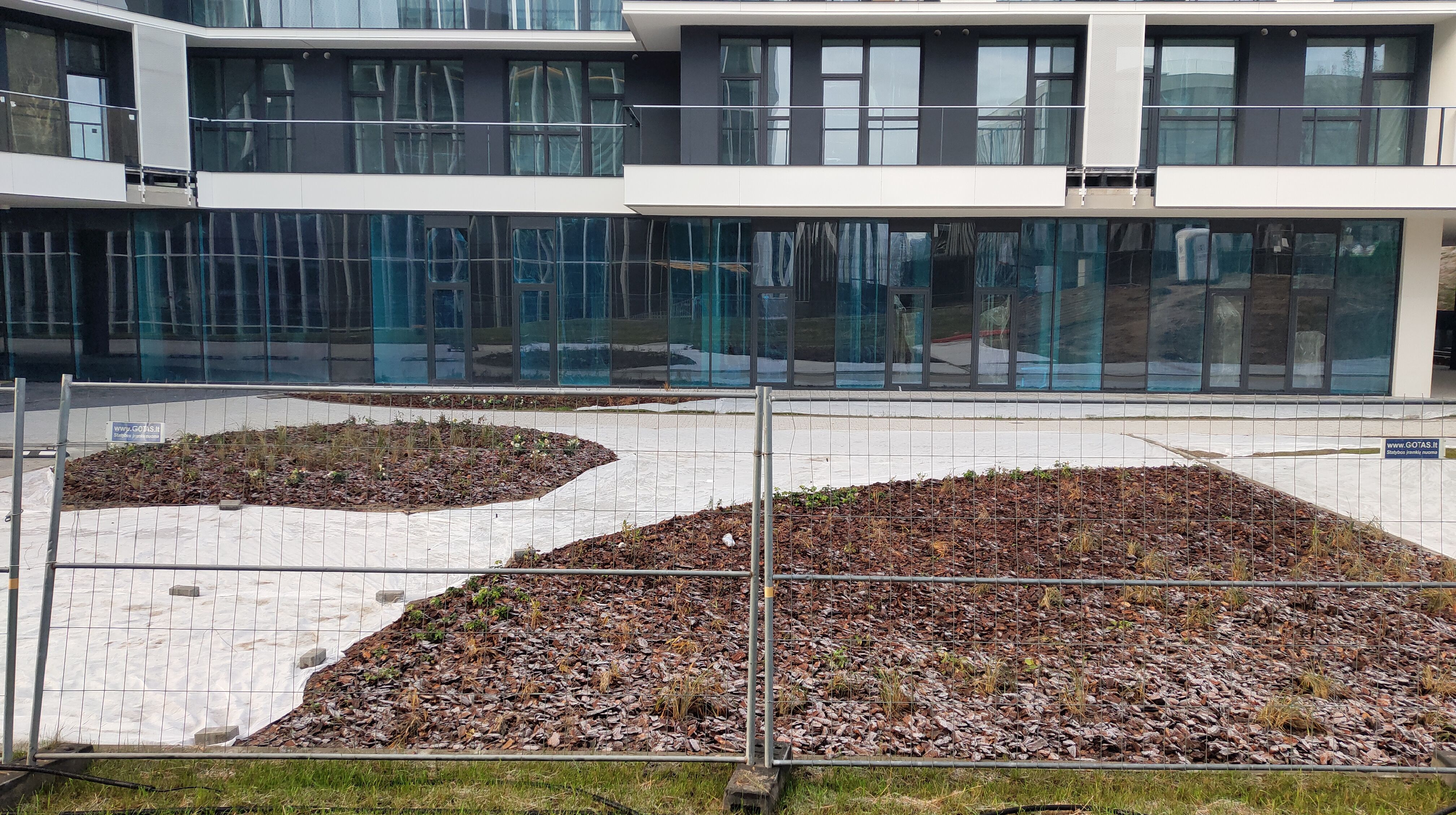 Click image for larger version

Name:	P51116-134812.jpg
Views:	13
Size:	2,00 MB
ID:	2231905