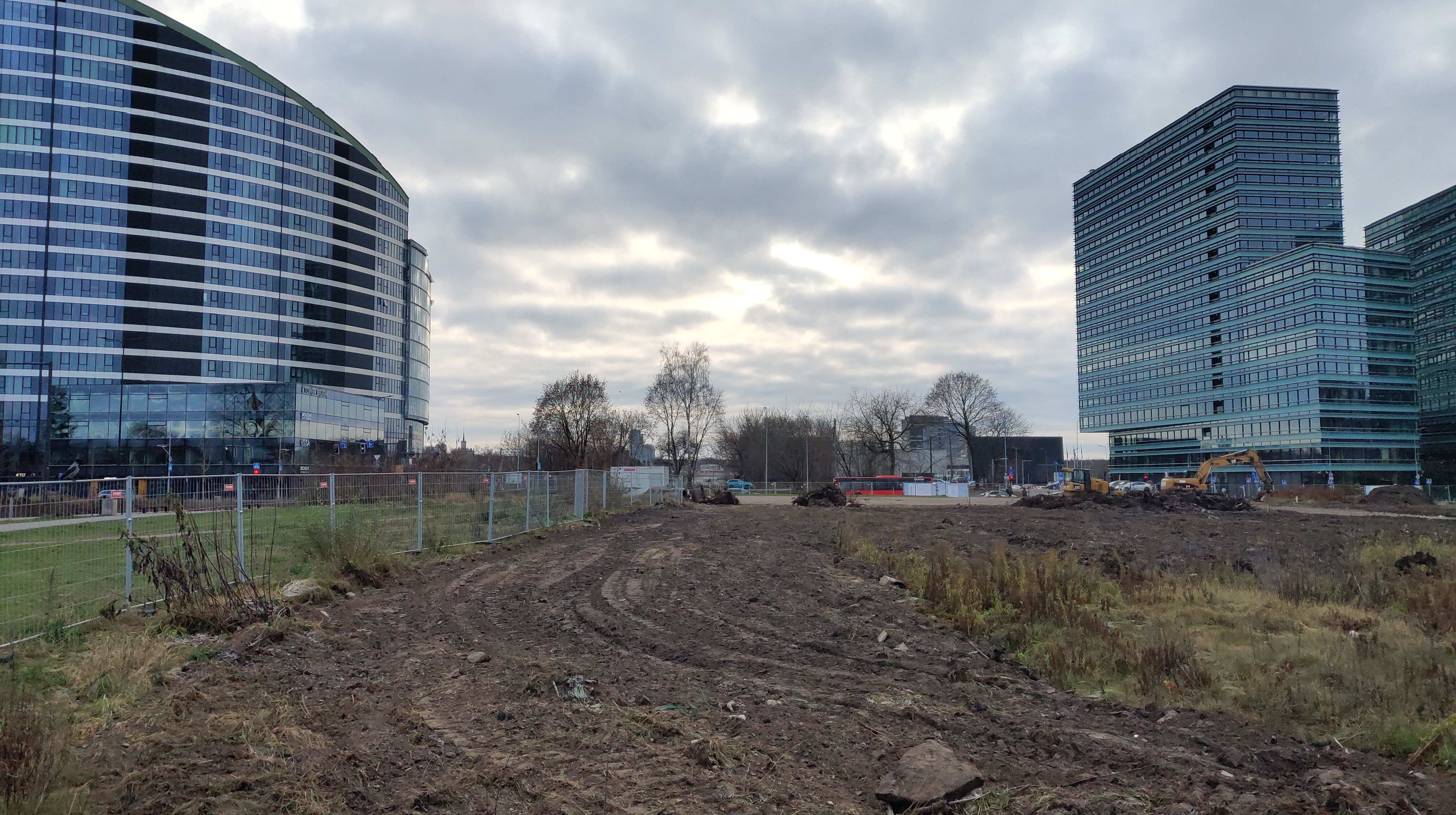 Click image for larger version

Name:	P51116-142256.jpg
Views:	571
Size:	1,52 MB
ID:	2232121