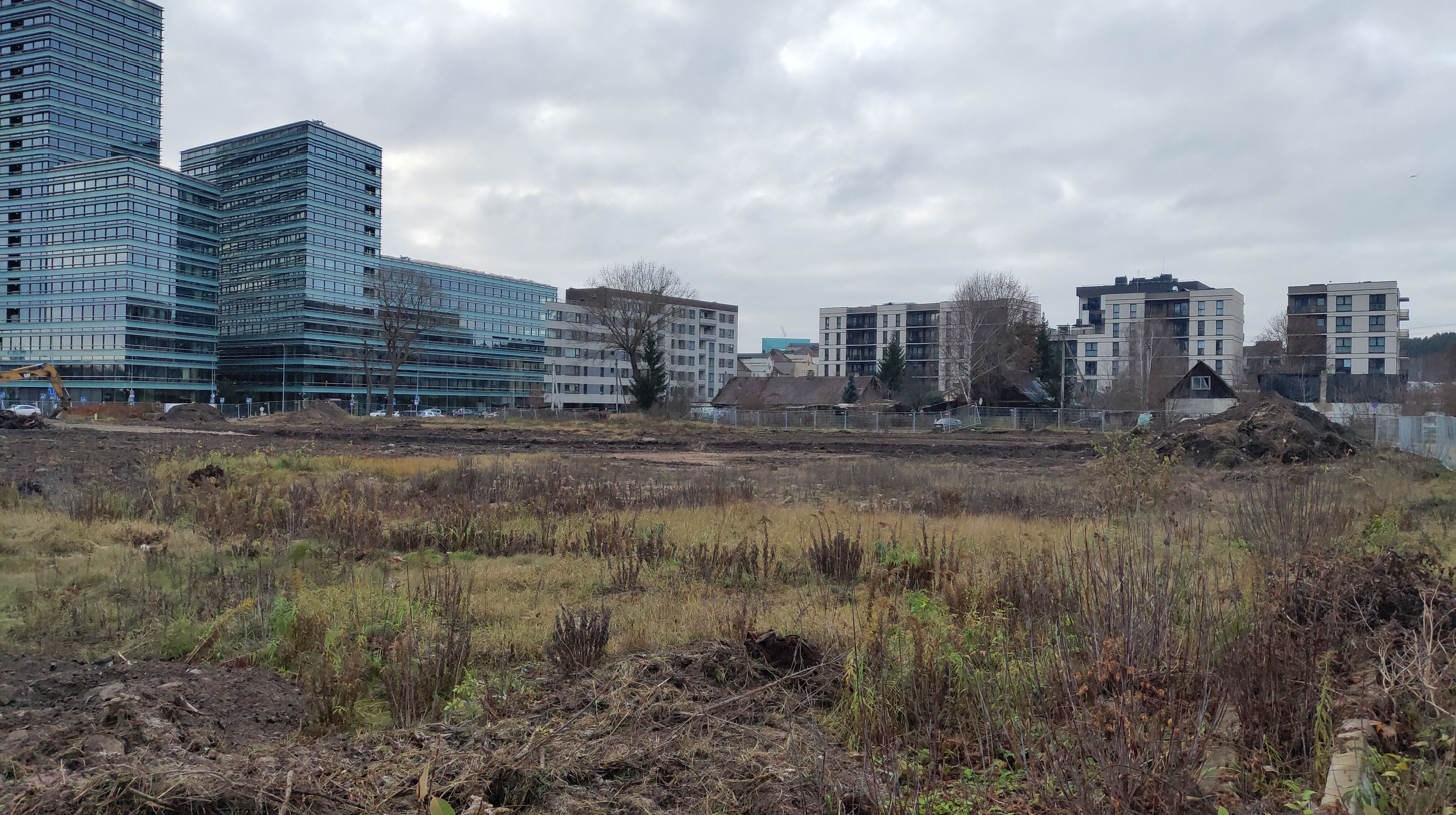 Click image for larger version

Name:	P51116-142252.jpg
Views:	544
Size:	1,64 MB
ID:	2232123