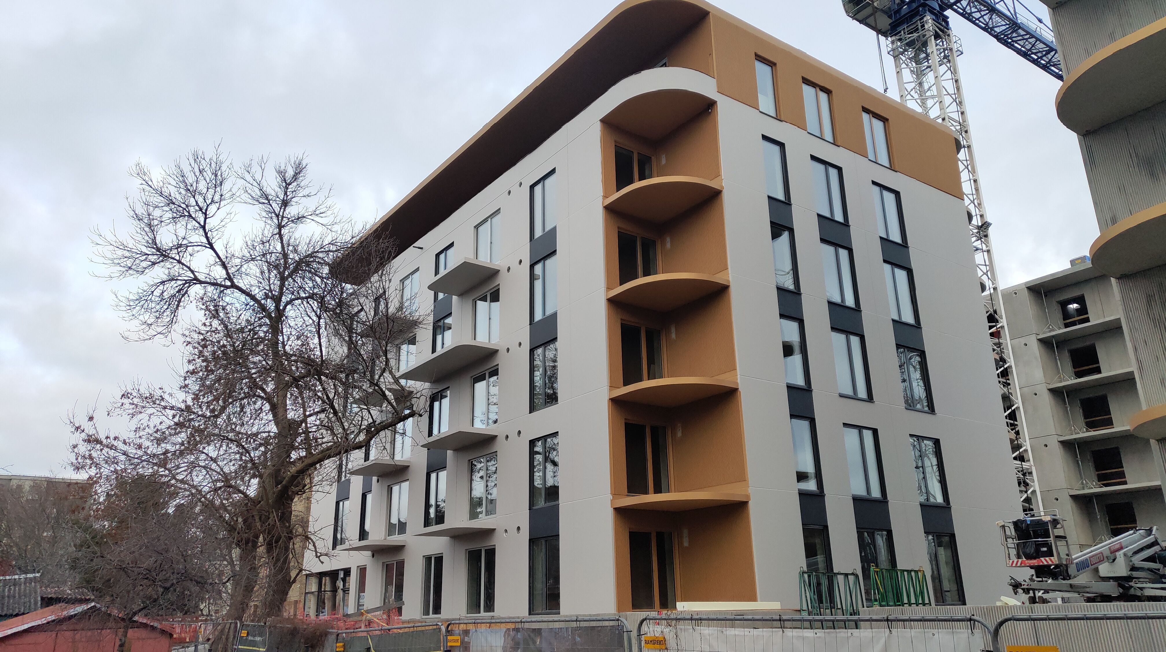 Click image for larger version

Name:	P51116-141948.jpg
Views:	68
Size:	1,37 MB
ID:	2232874