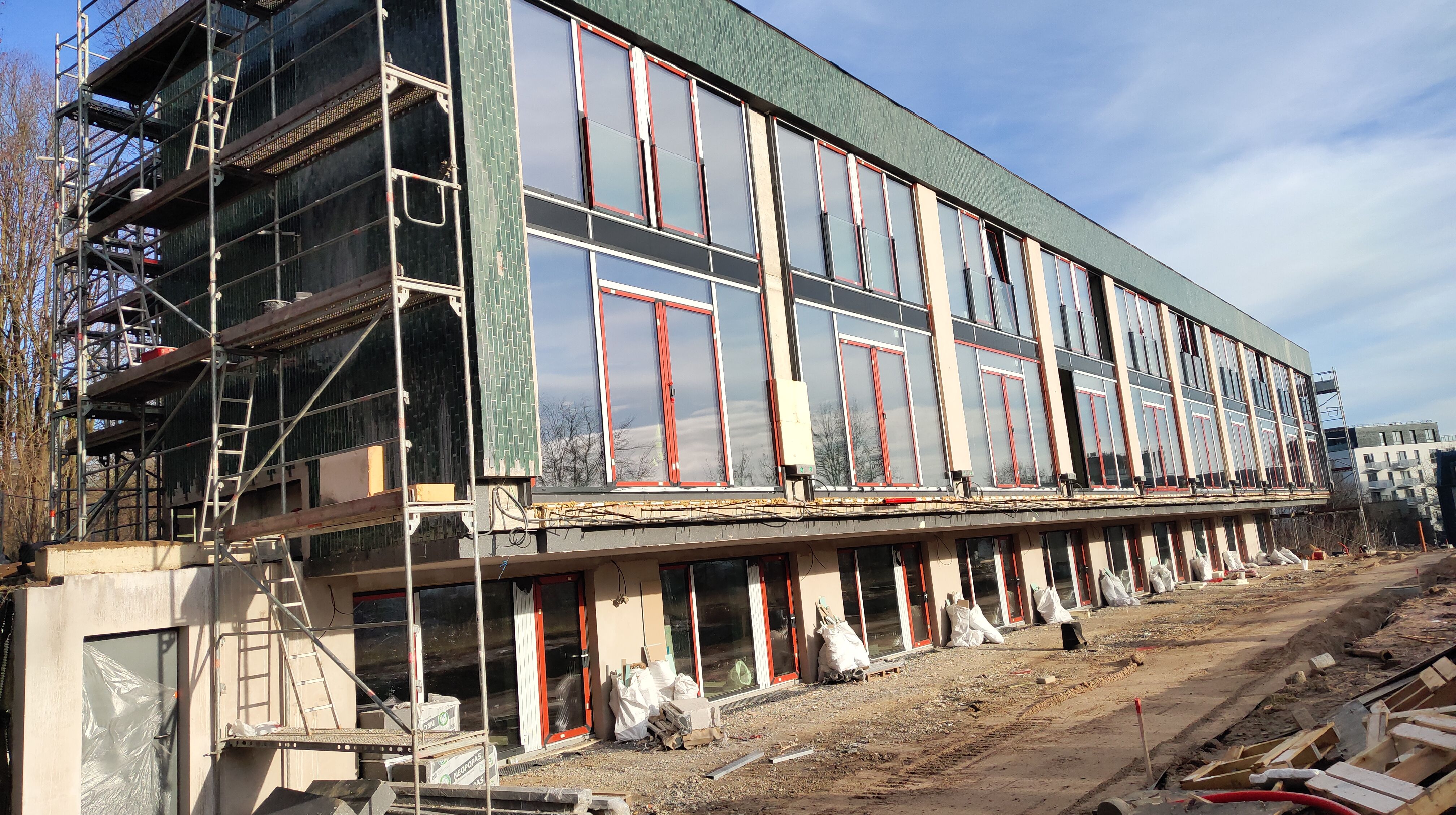 Click image for larger version

Name:	P51116-133959.jpg
Views:	459
Size:	1,69 MB
ID:	2233178