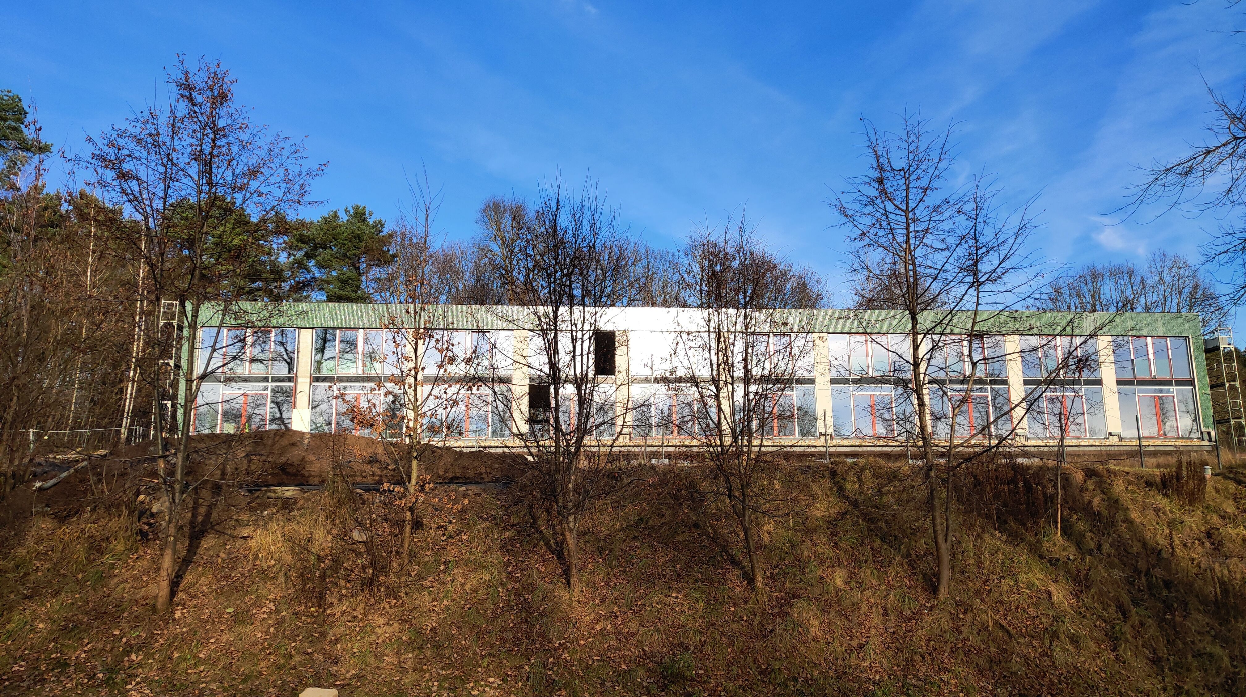 Click image for larger version

Name:	P51116-133840.jpg
Views:	458
Size:	2,35 MB
ID:	2233179