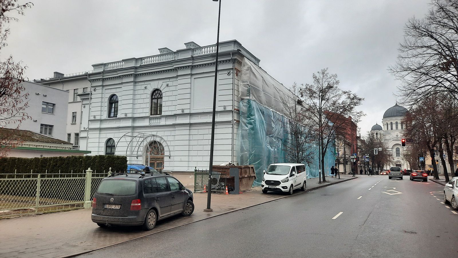 Click image for larger version

Name:	Gedimino g. 27.jpg
Views:	595
Size:	311,6 kB
ID:	2234270