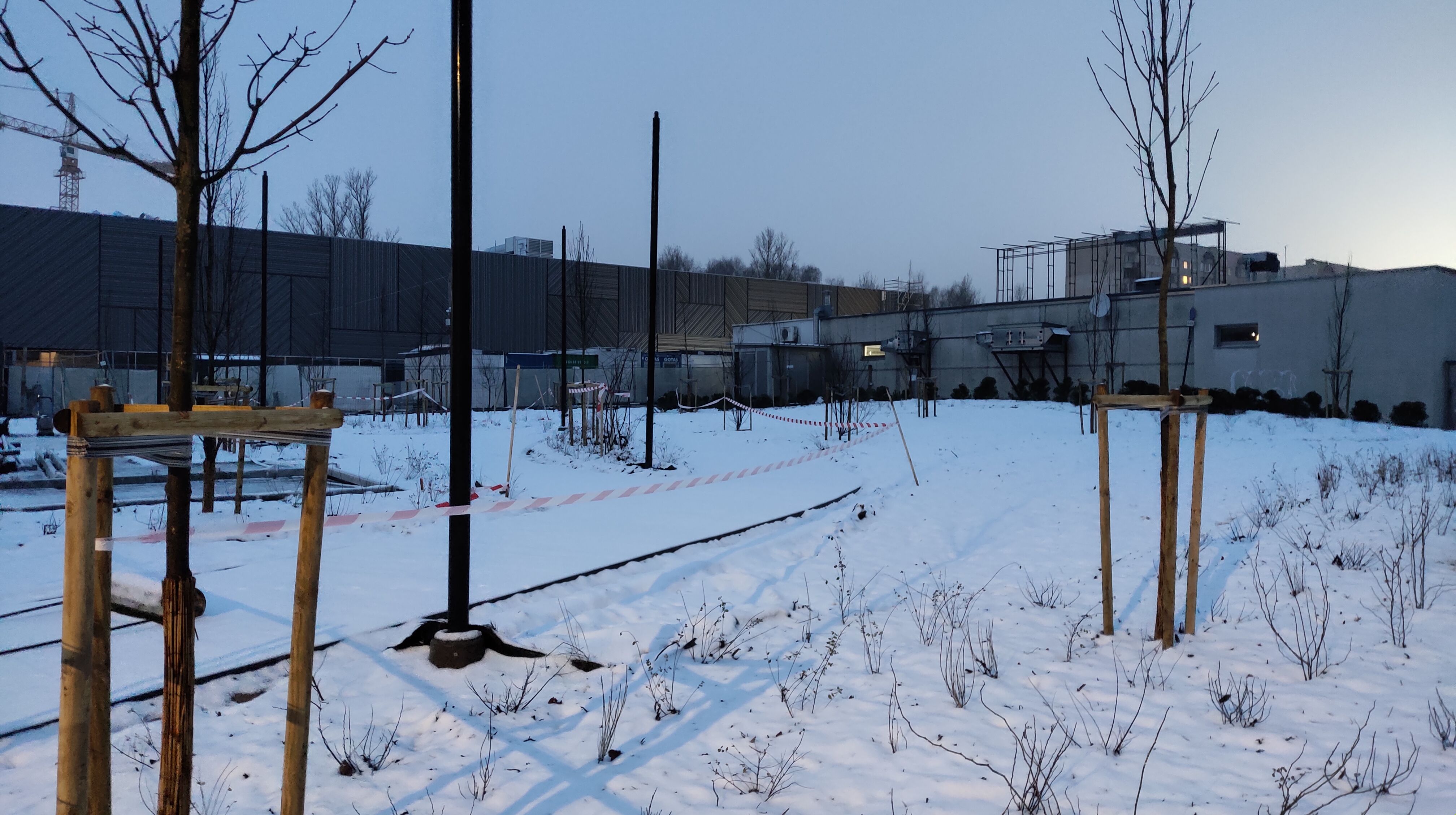 Click image for larger version

Name:	P51214-163144.jpg
Views:	272
Size:	968,8 kB
ID:	2235035