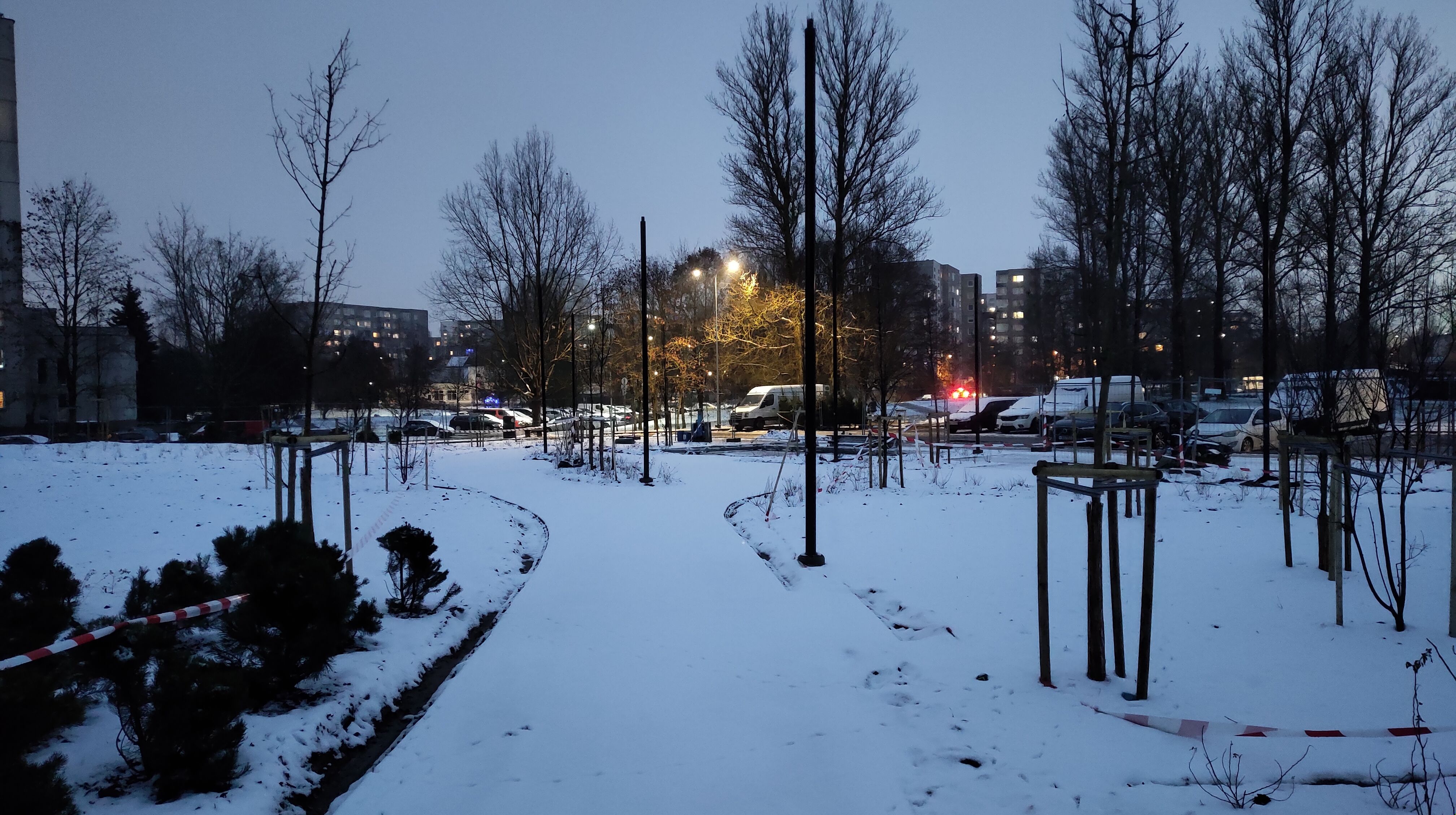 Click image for larger version

Name:	P51214-163436.jpg
Views:	274
Size:	1,20 MB
ID:	2235038