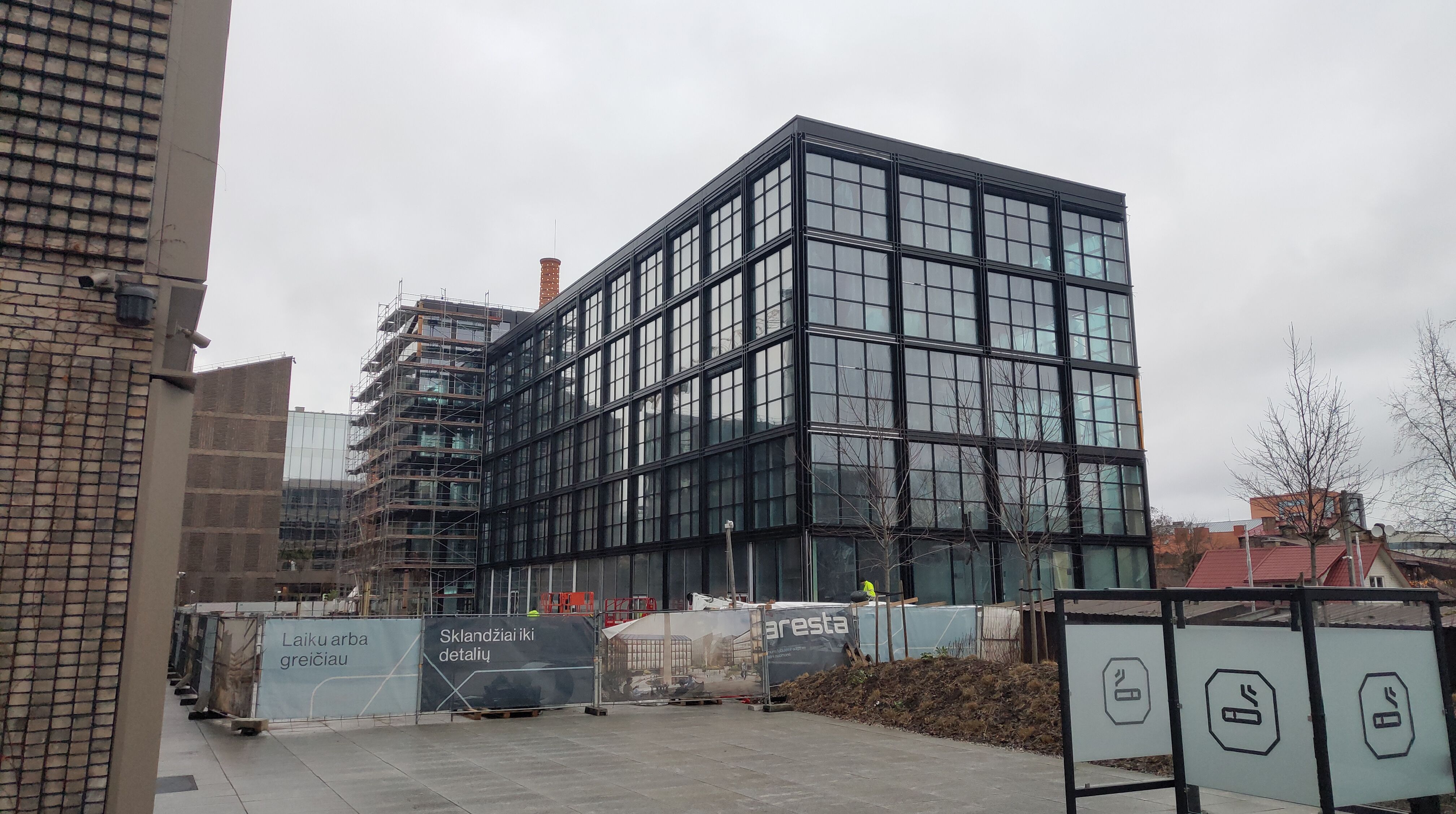 Click image for larger version

Name:	P51221-131951.jpg
Views:	2379
Size:	1,16 MB
ID:	2235823