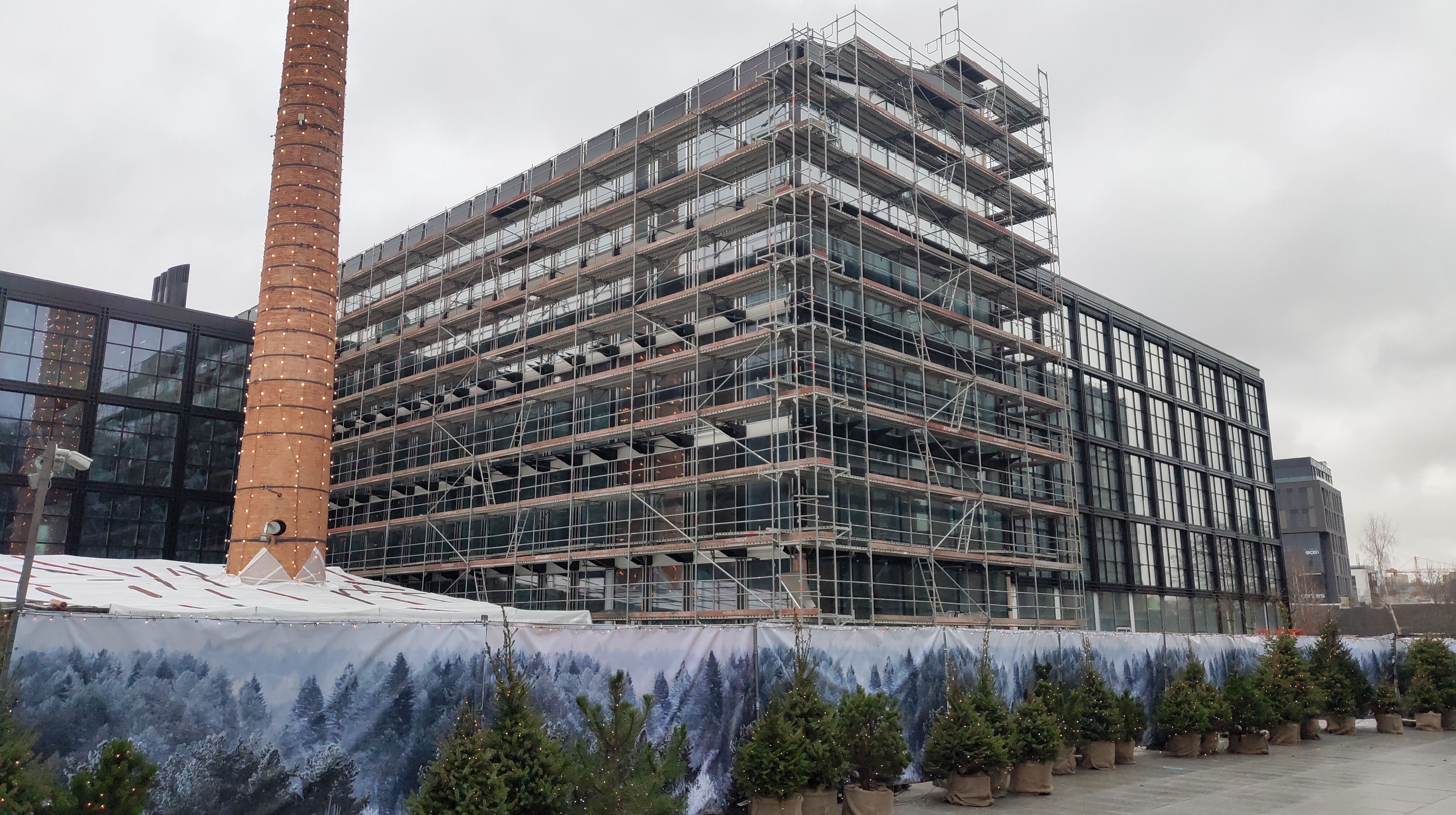 Click image for larger version

Name:	P51221-132202.jpg
Views:	2370
Size:	1,40 MB
ID:	2235829