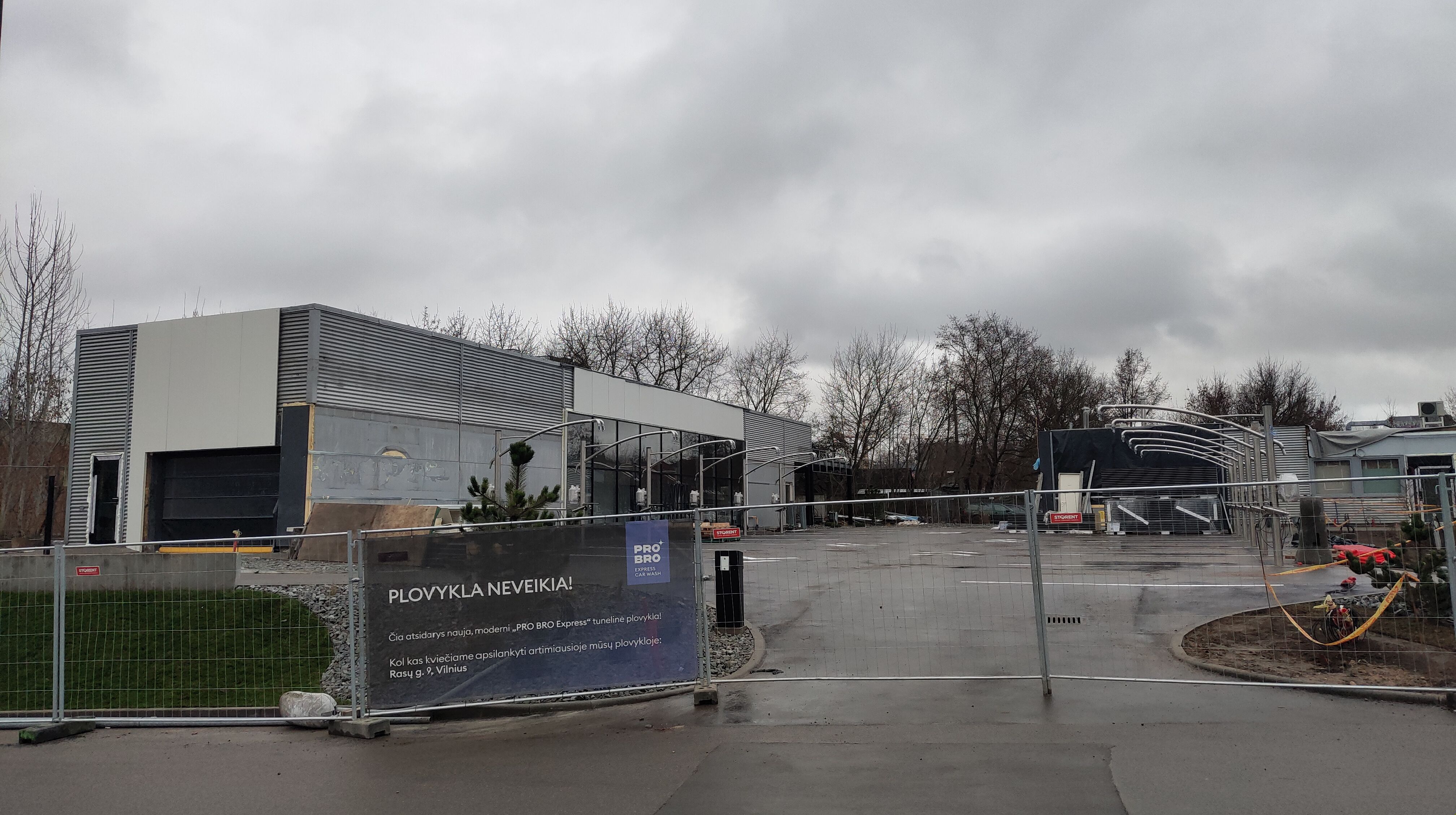 Click image for larger version

Name:	P51221-131748.jpg
Views:	339
Size:	1,21 MB
ID:	2235894