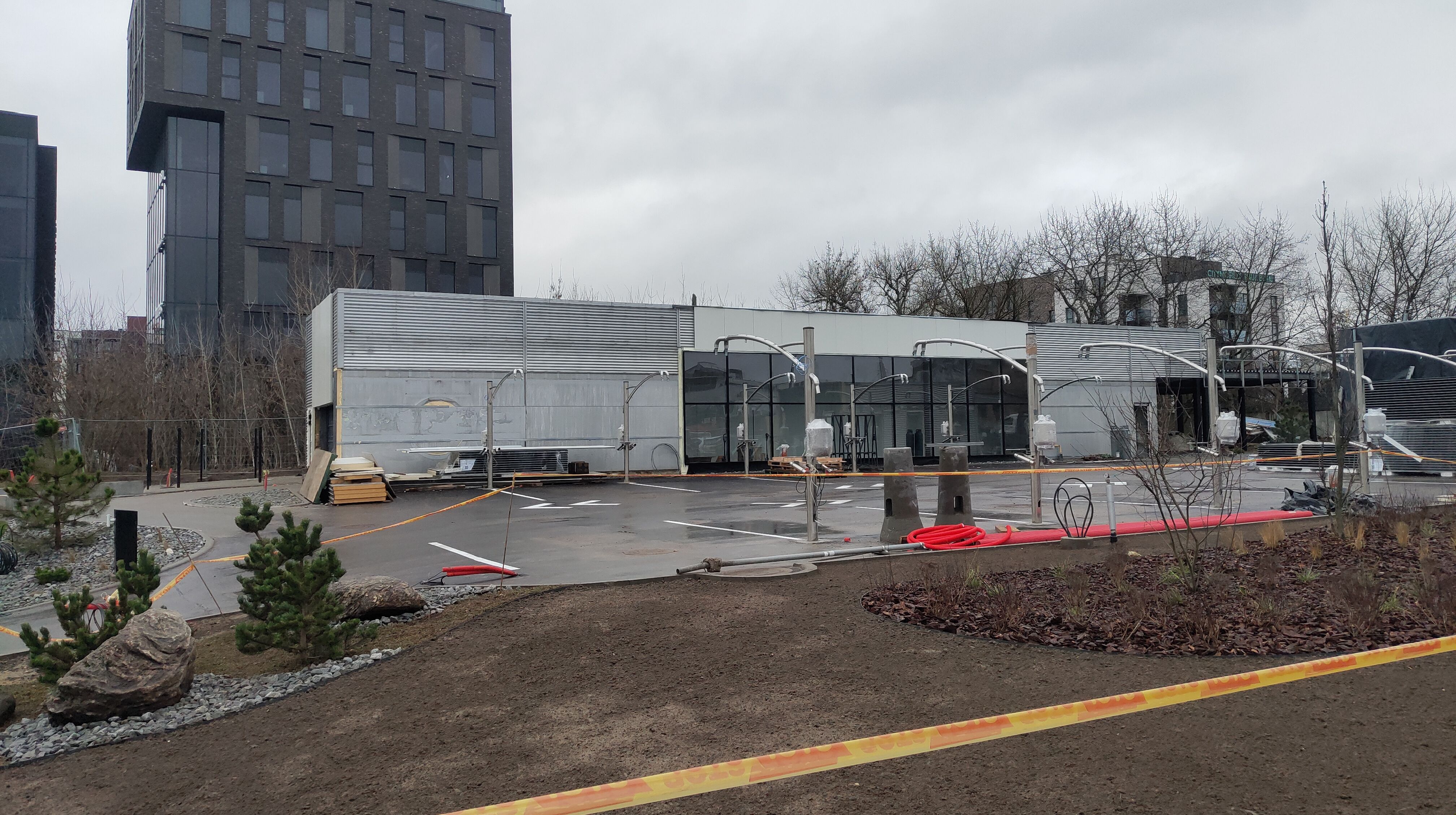 Click image for larger version

Name:	P51221-131630.jpg
Views:	326
Size:	1,53 MB
ID:	2235896