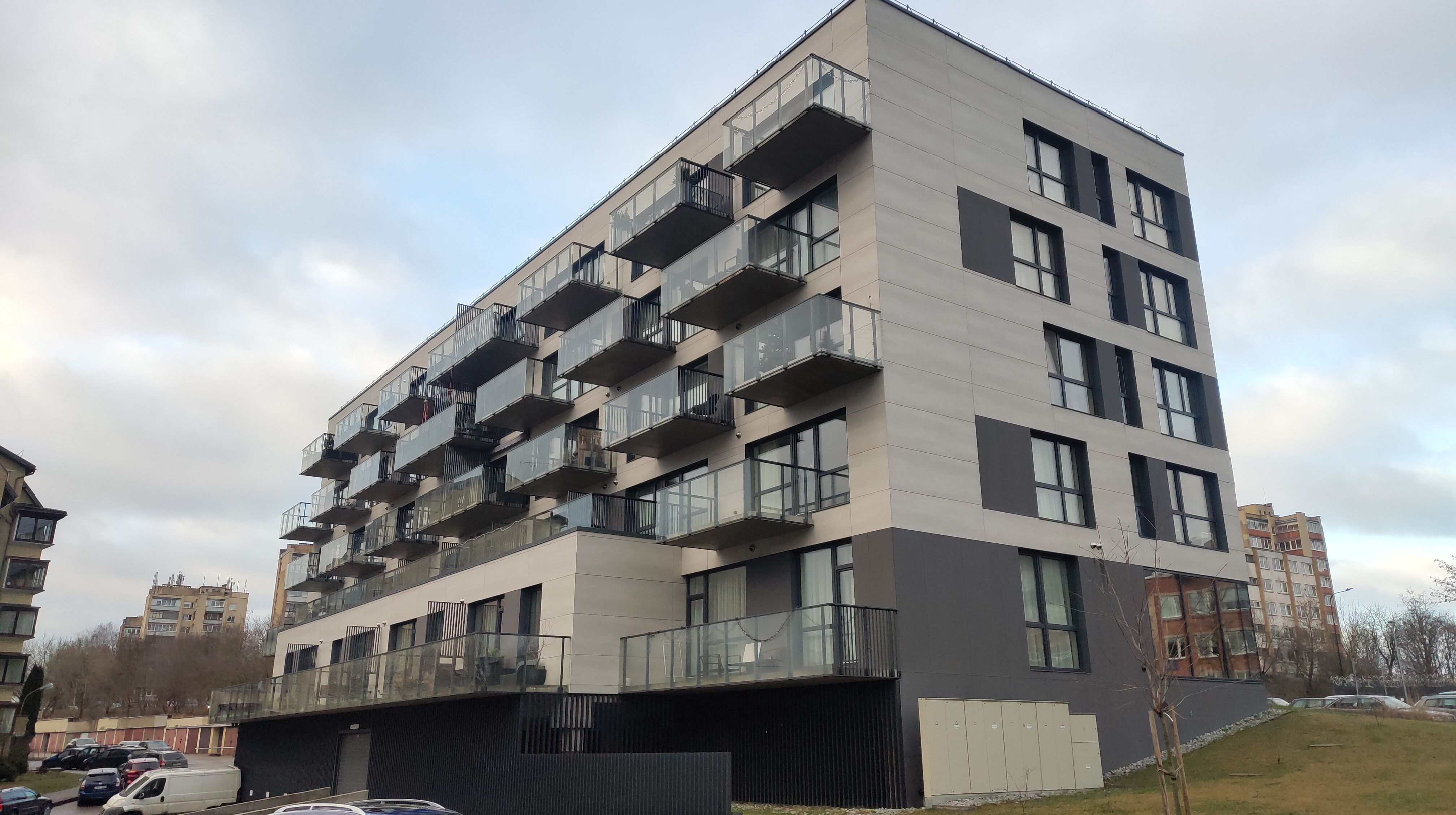 Click image for larger version

Name:	P51221-141117.jpg
Views:	235
Size:	929,8 kB
ID:	2235934