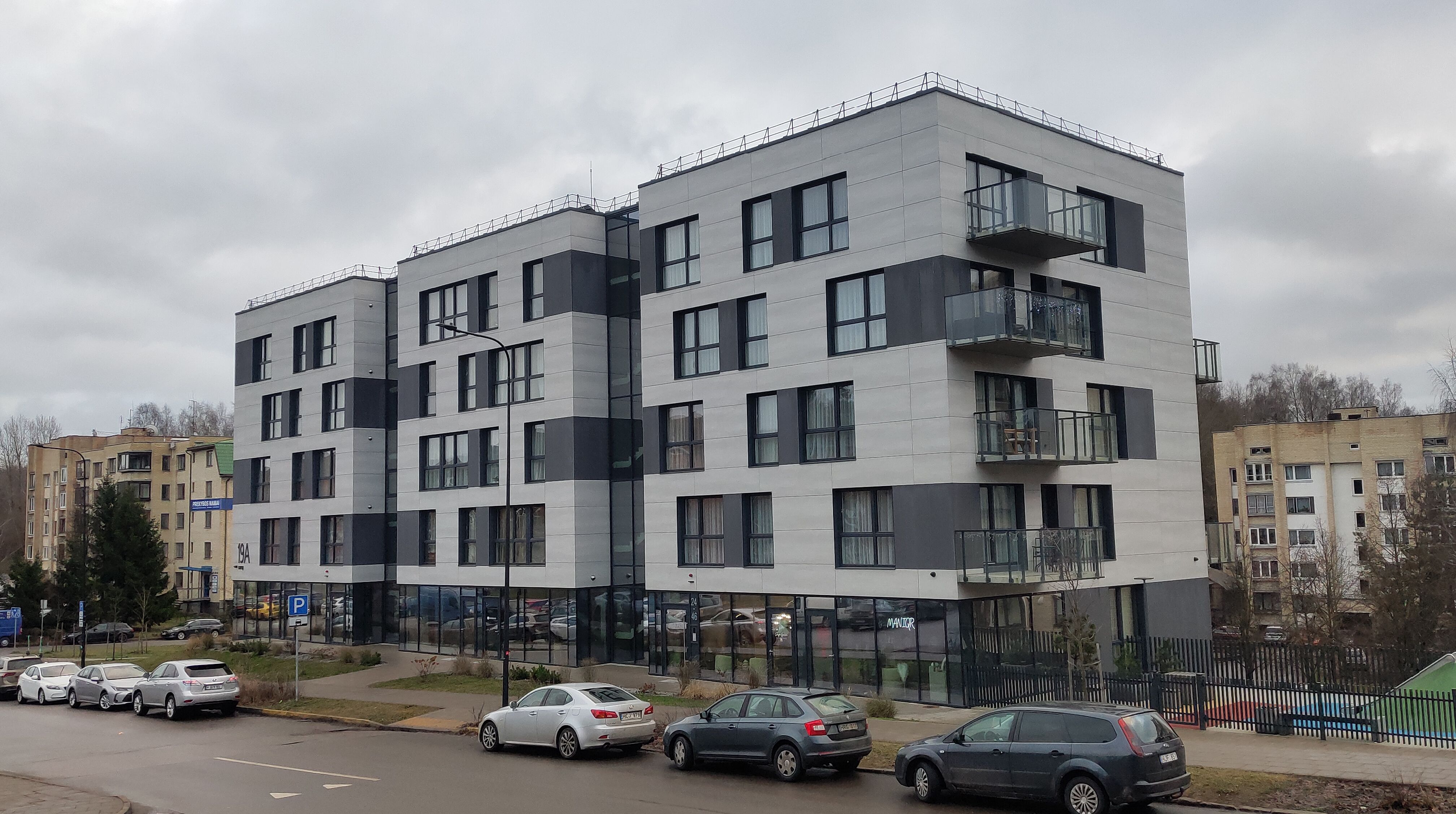 Click image for larger version

Name:	P51221-140926.jpg
Views:	234
Size:	1,15 MB
ID:	2235936